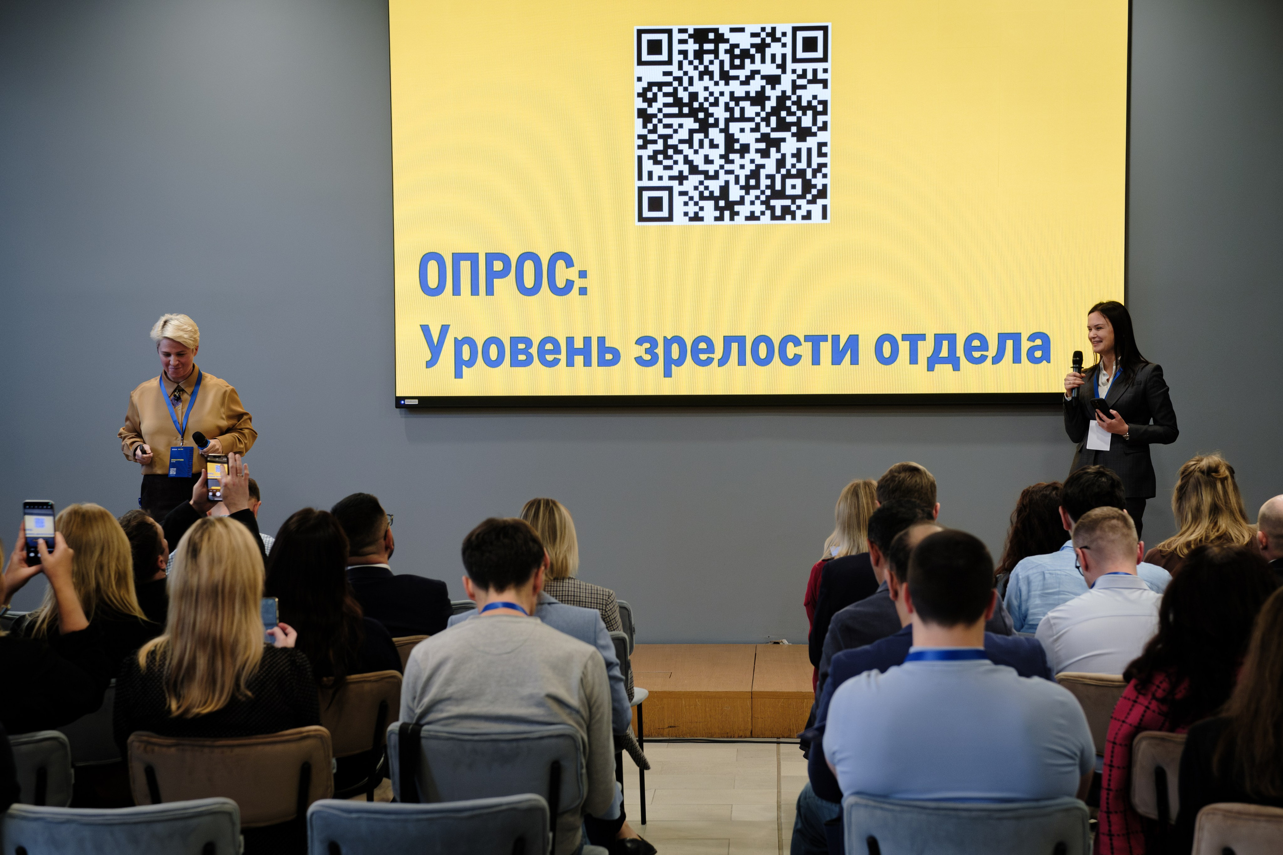 METRO. Репортажный и портретный фотограф в Москве Илья Спиридонов