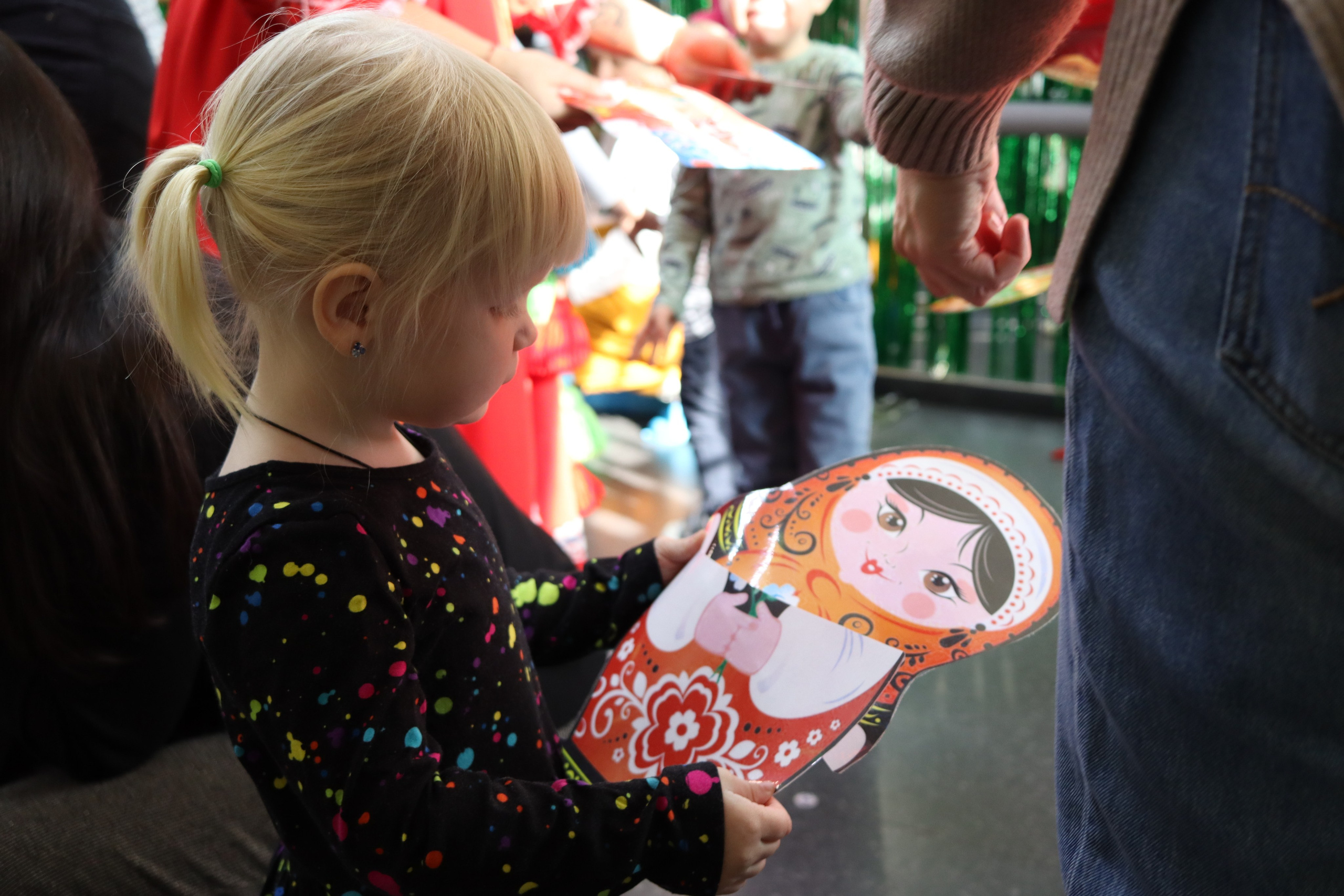 Масленица для малышей в «Зелёной груше». Репортажный фотограф в Москве и Зеленограде Karina-vozd