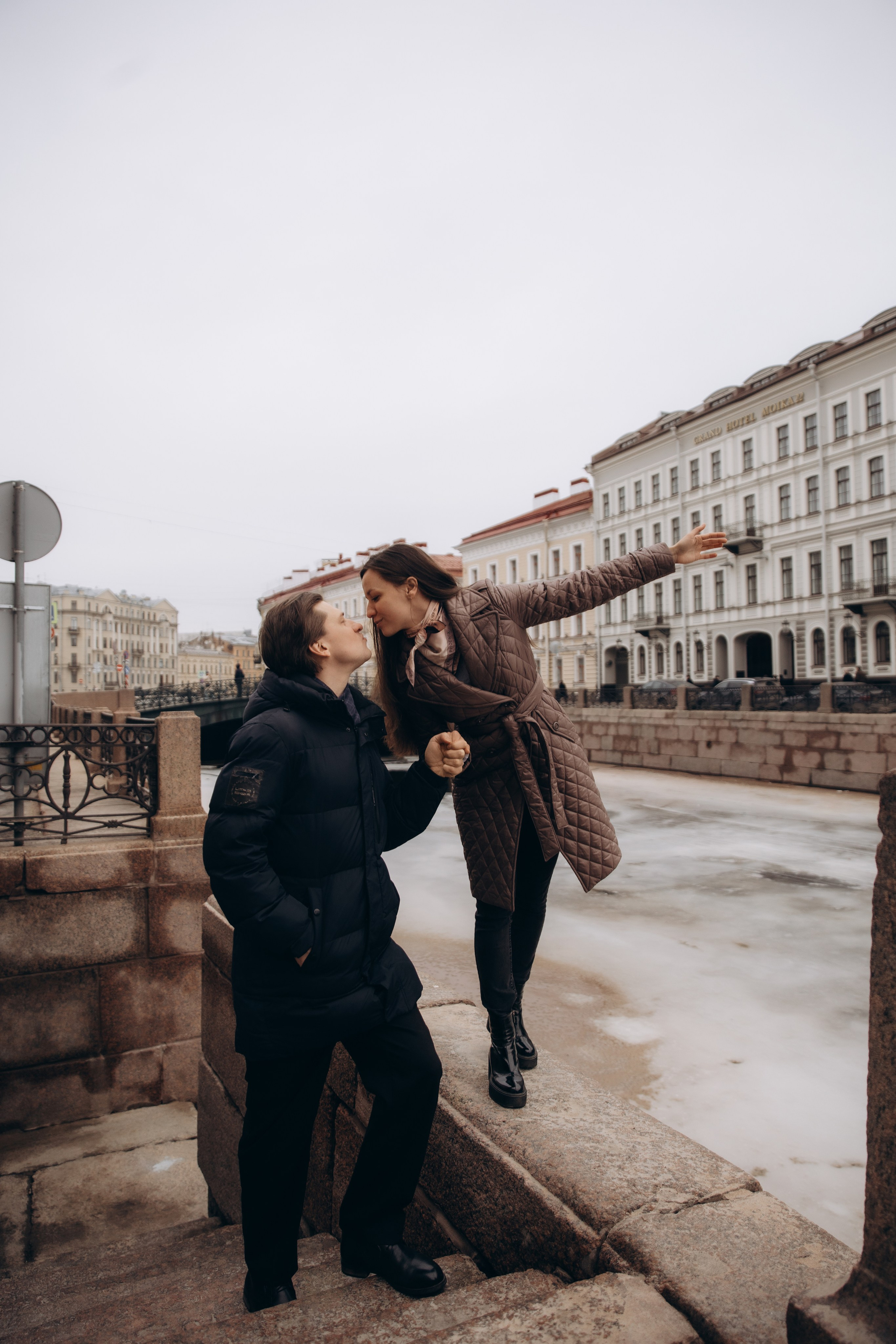 Прогулка по дворцовой площади, Зимний дворец, Миллионная. Фотограф в Санкт-Петербурге Разиля Идиятуллина