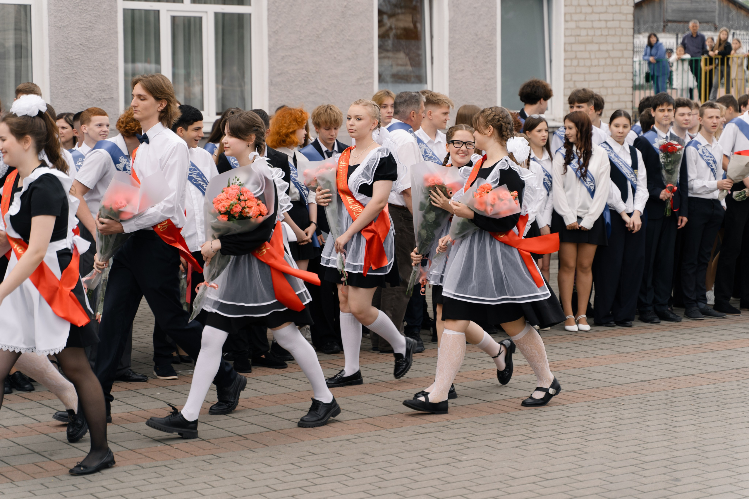 40 Школа последний звонок 2026. Выпускные альбомы Натальи Бутко: Новороссийск, Анапа, Геленджик
