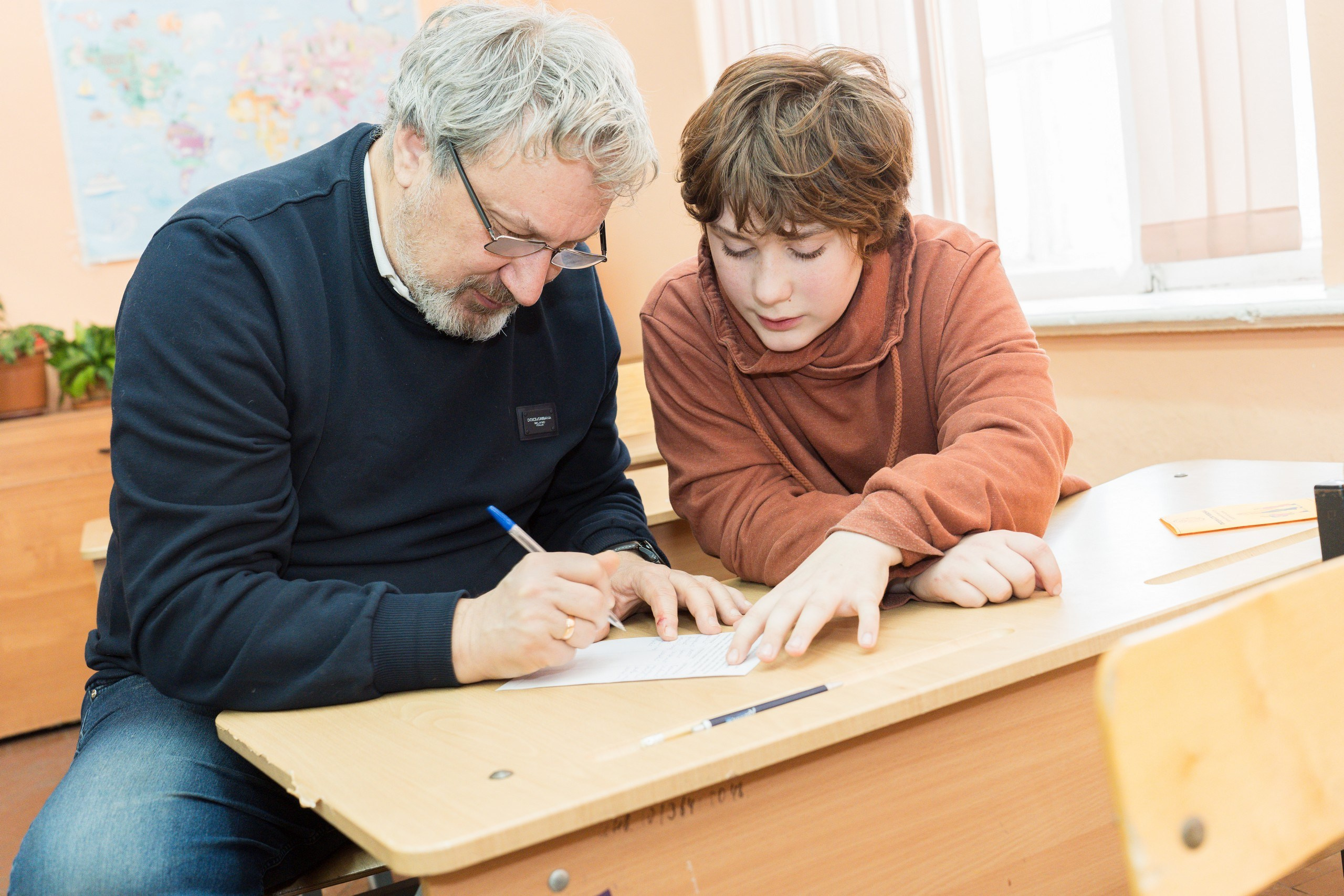 Пятёрка для ребёнка. Репортажная съёмка в Санкт-Петербурге, Константин Петров