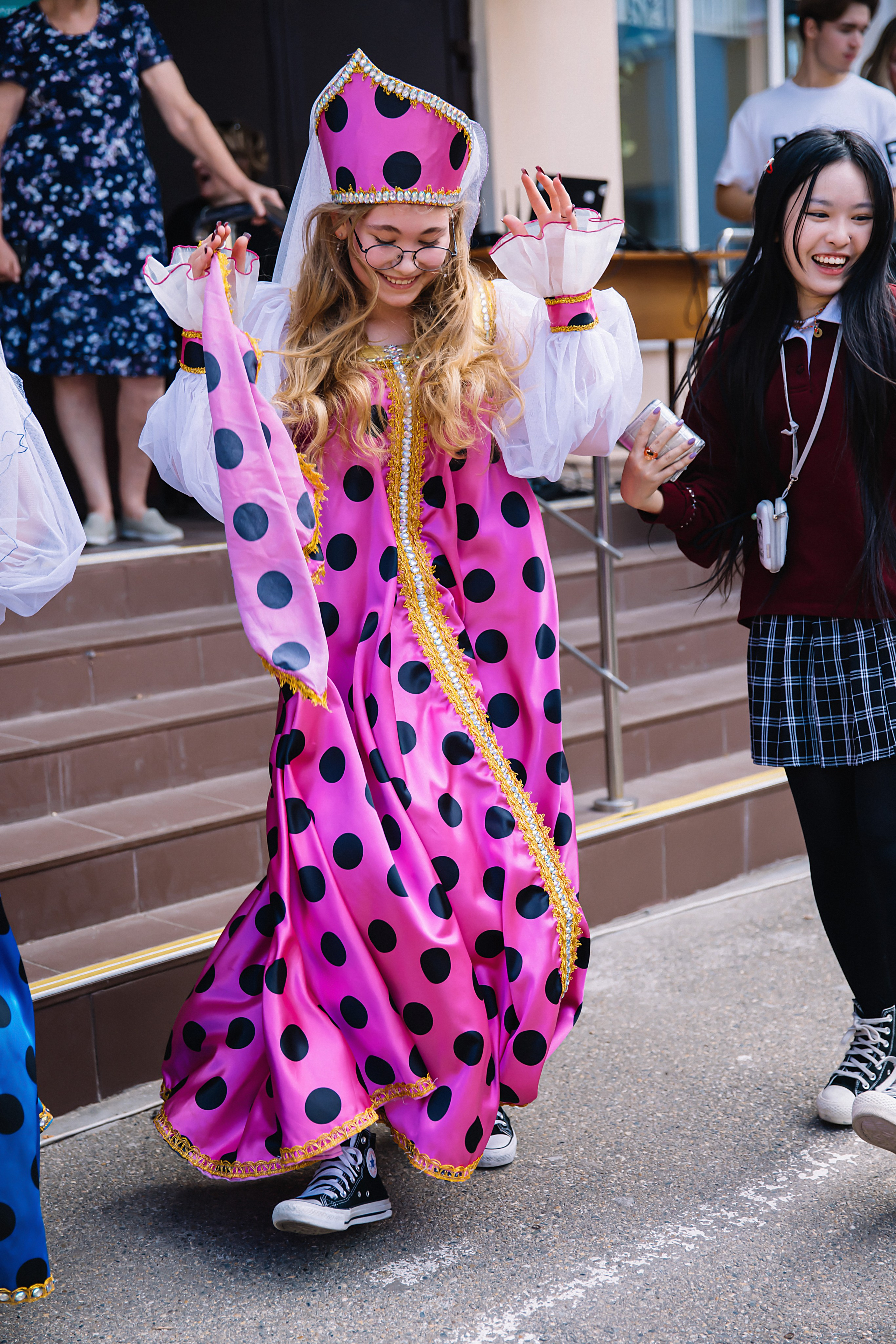 Школьная ярмарка Лицей№ 4. Фотограф и Видеограф в Краснодаре Юлия Солодченко