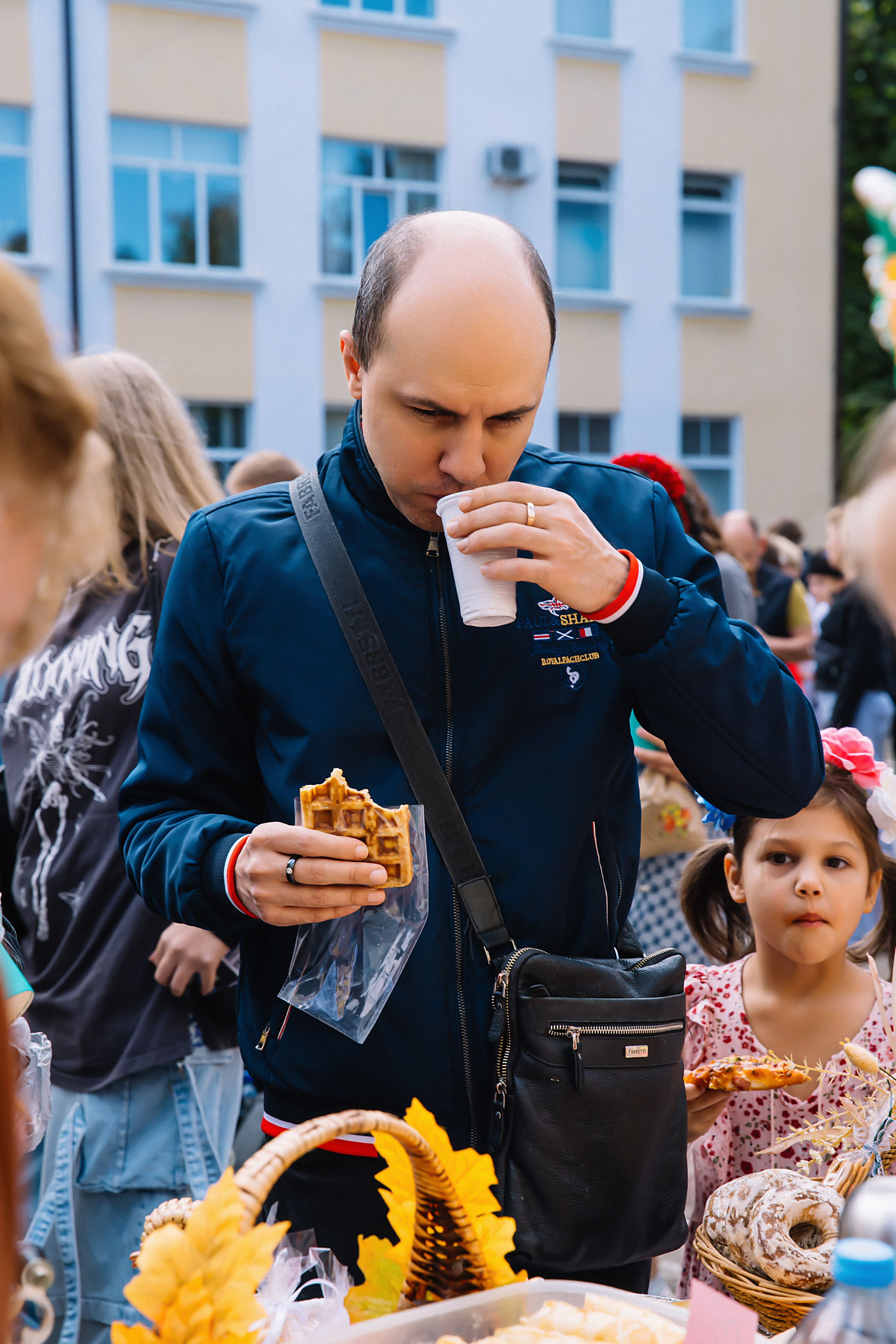 Школьная ярмарка Лицей№ 4. Фотограф и Видеограф в Краснодаре Юлия Солодченко