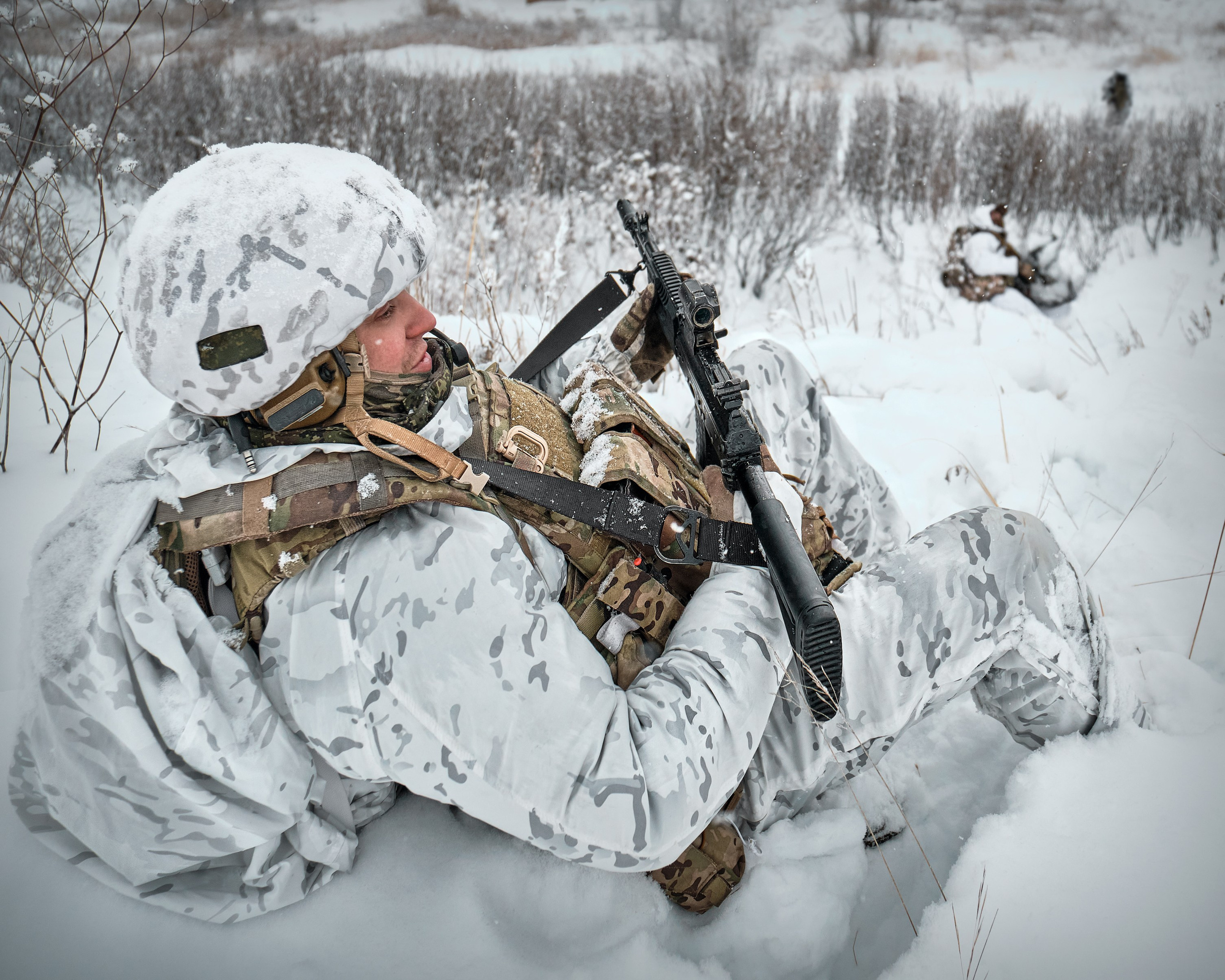 Серия военных фотографий Емельянова Артура. EMELYAN|Военный фотограф Артур Емельянов