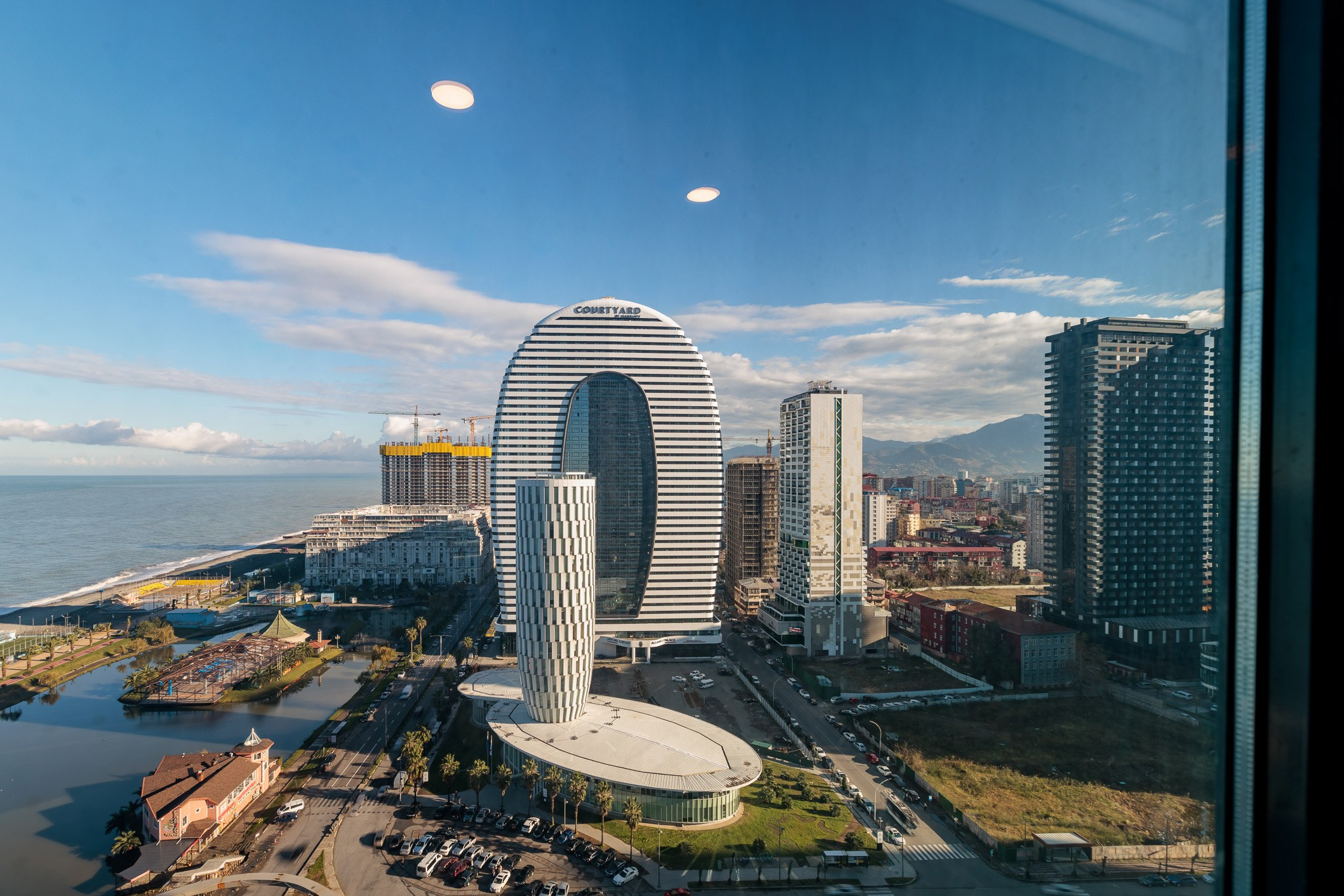 SKY TOWER (METRO CITY). Режиссёр, клипмейкер, фотограф — Андрей Охота