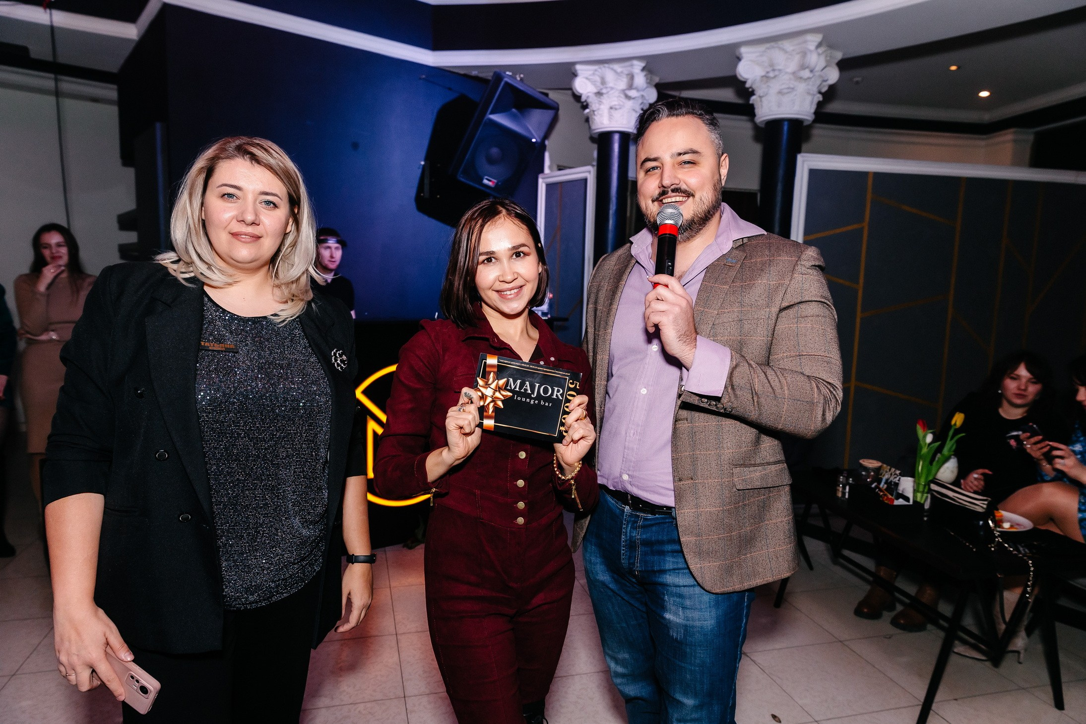 8 марта в лаунж-баре Major 2024. Свадебный, семейный и детский фотограф в Калининграде Елена Кравцова