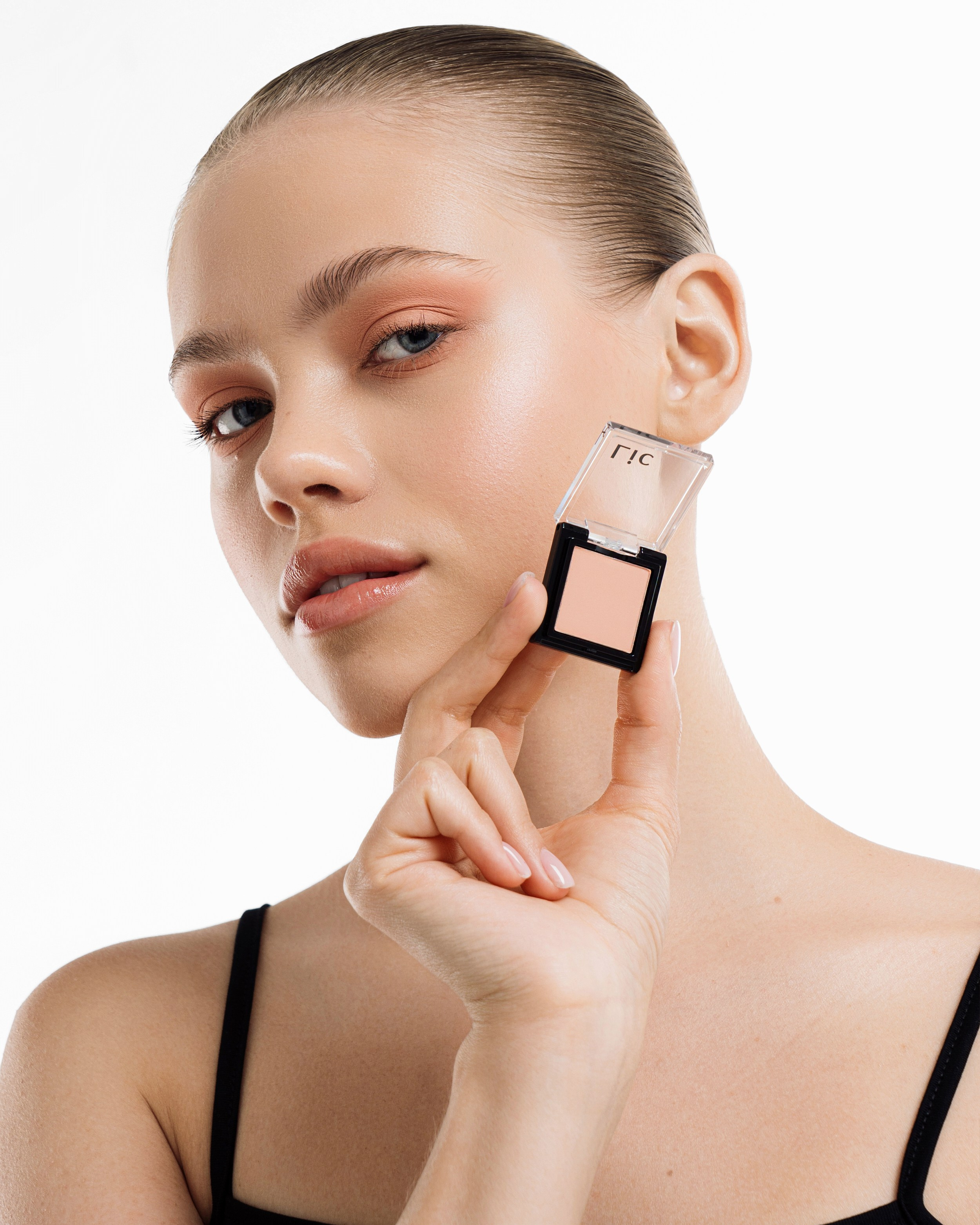 Lic Eye shadow. Fashion фотограф и Арт директор. Санкт-Петербург и Москва