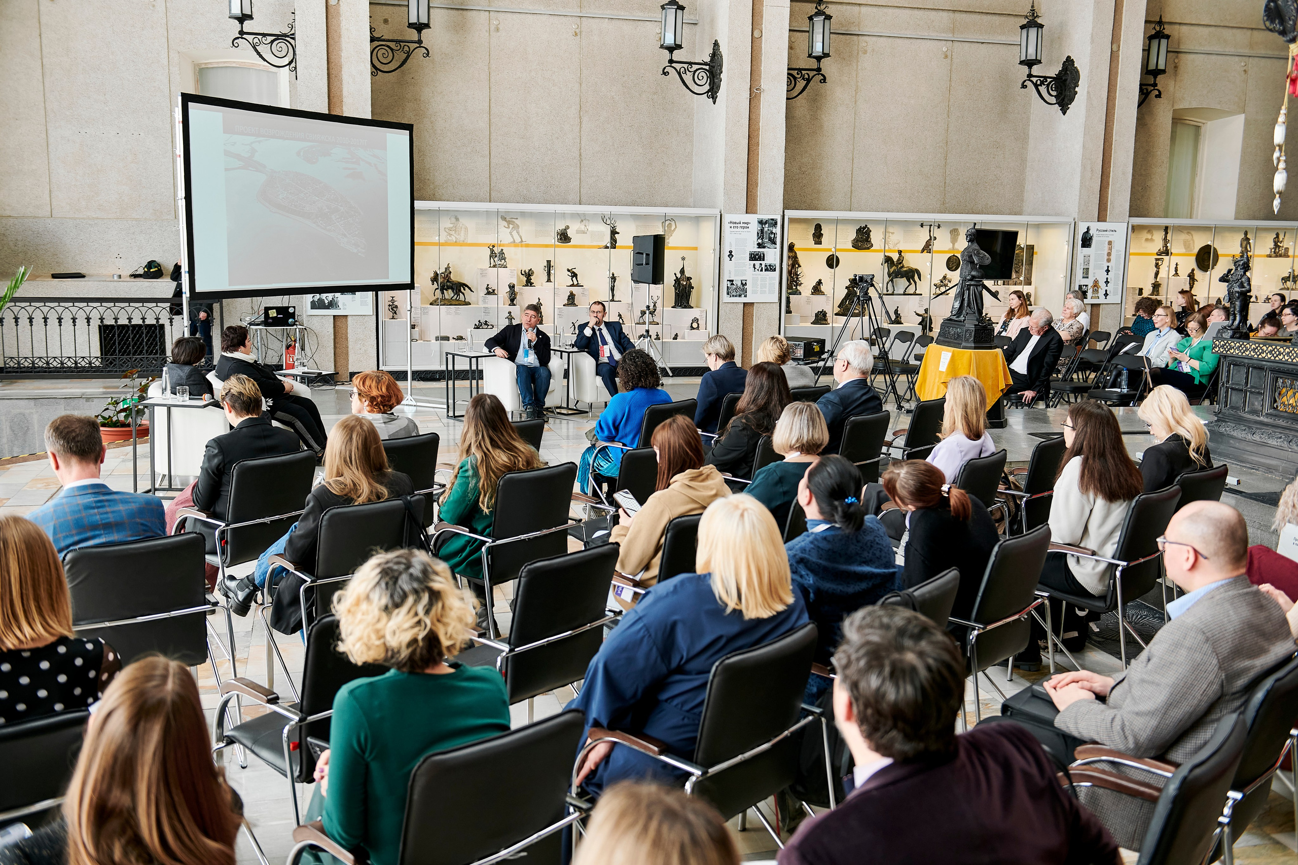 Всероссийская лаборатория культурных проектов «Culturalica» в ЕМИИ. Фотограф Постольник Дарья