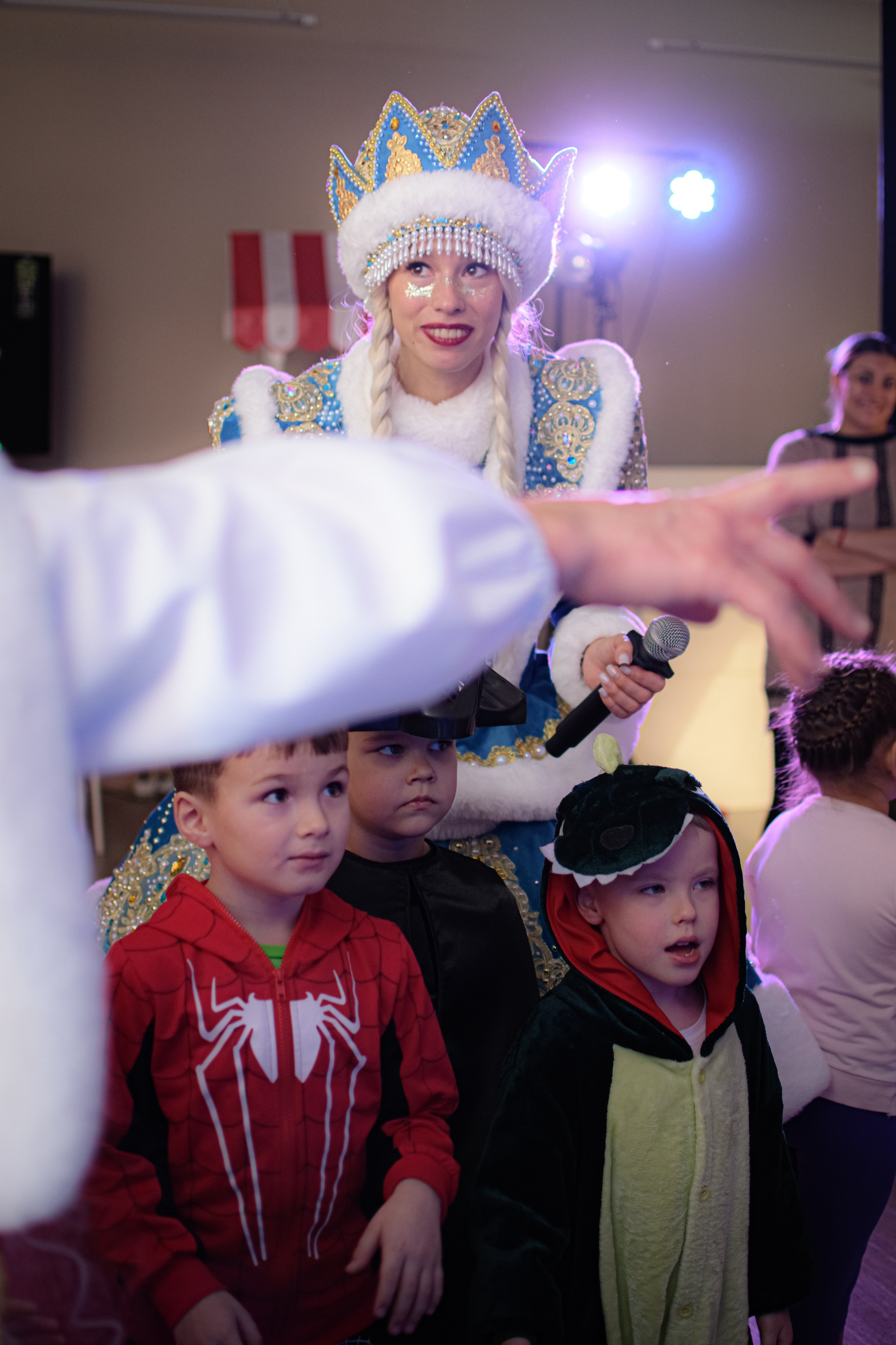 HAPPY NEW YEAR. Photokarish