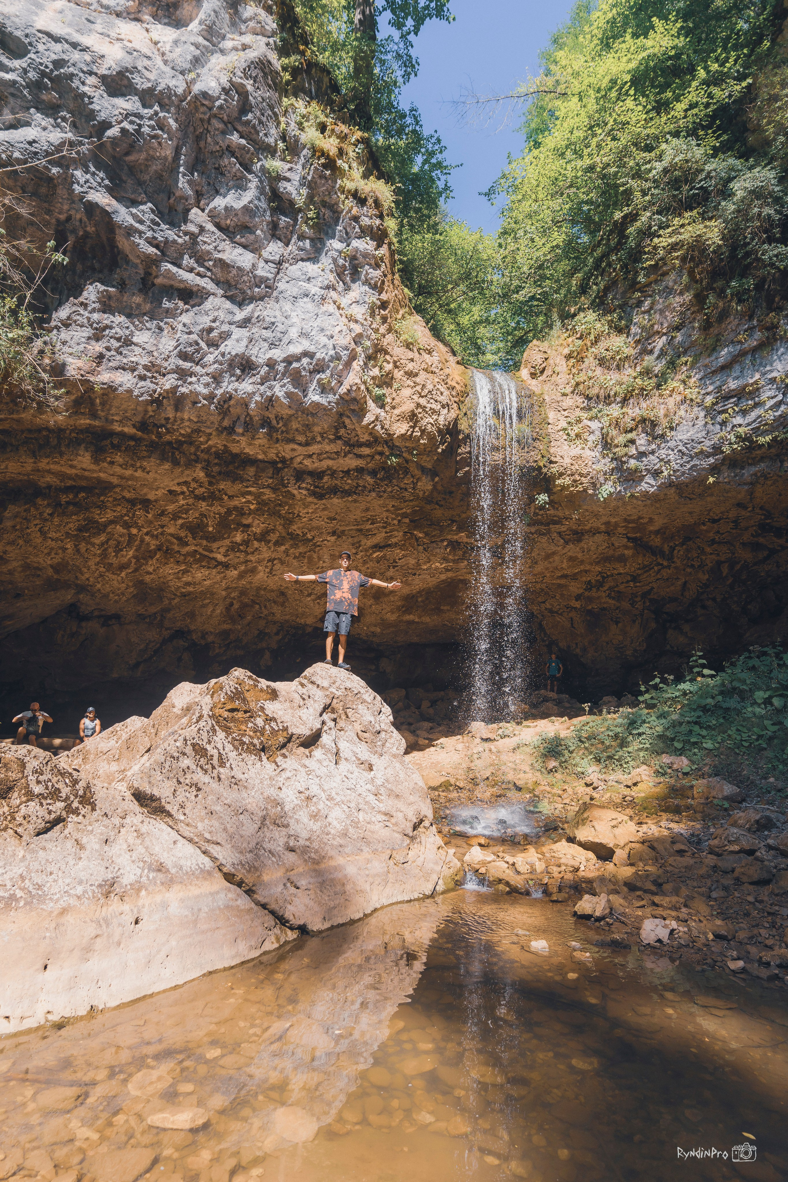 Поход на Орлиную полку + Университетский водопад с командой Мадьяр 15.08.24. Репортажный фотограф в Краснодаре Рындин Дмитрий