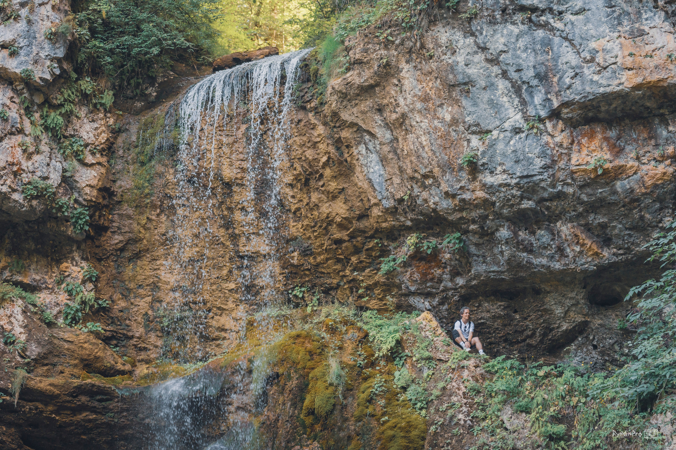 Поход на Орлиную полку + Университетский водопад с командой Мадьяр 15.08.24. Репортажный фотограф в Краснодаре Рындин Дмитрий
