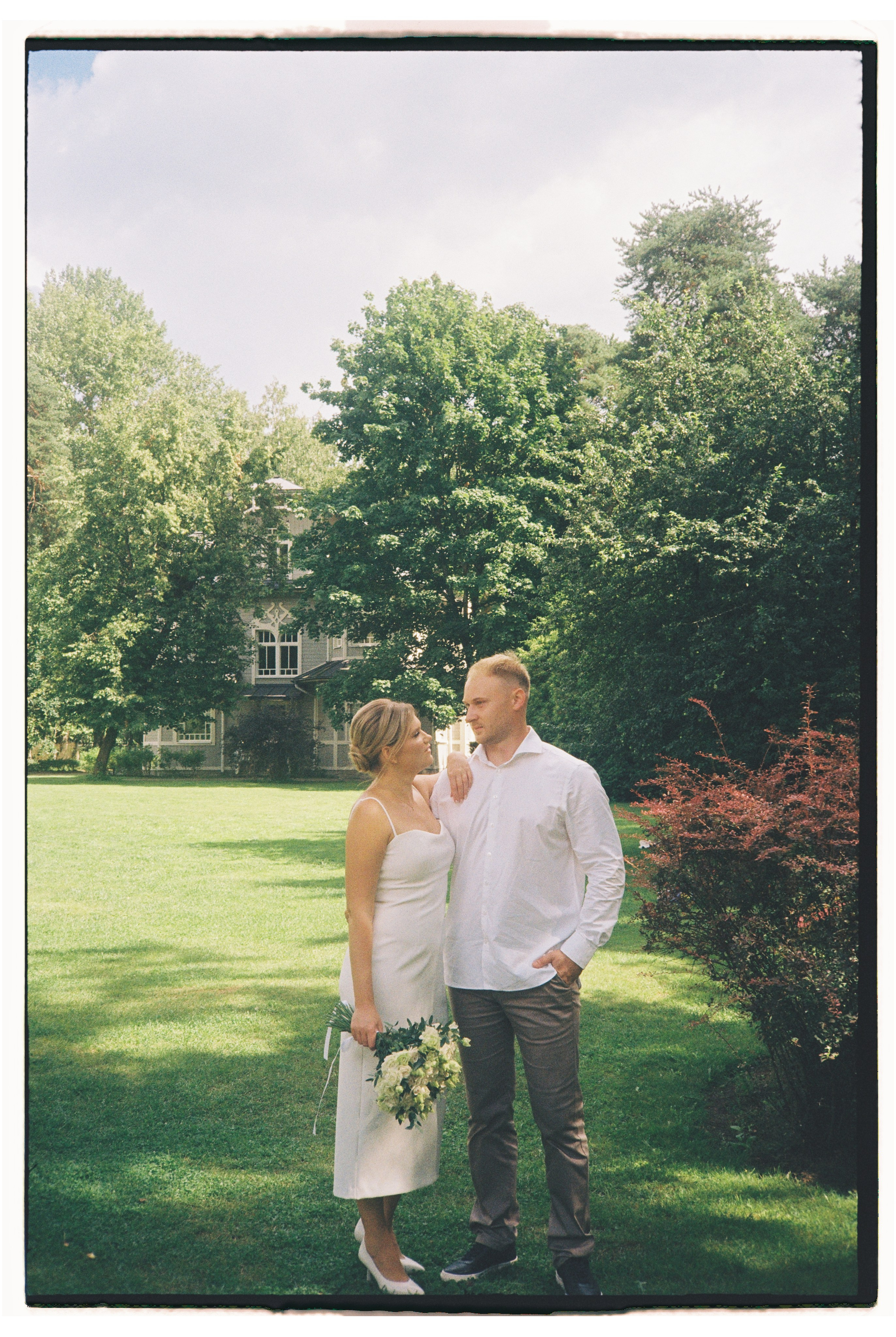 Константин & Екатерина. Пленка. Сестры Карабаза. Фотографы и ретушеры в Москве и Санкт-Петербурге