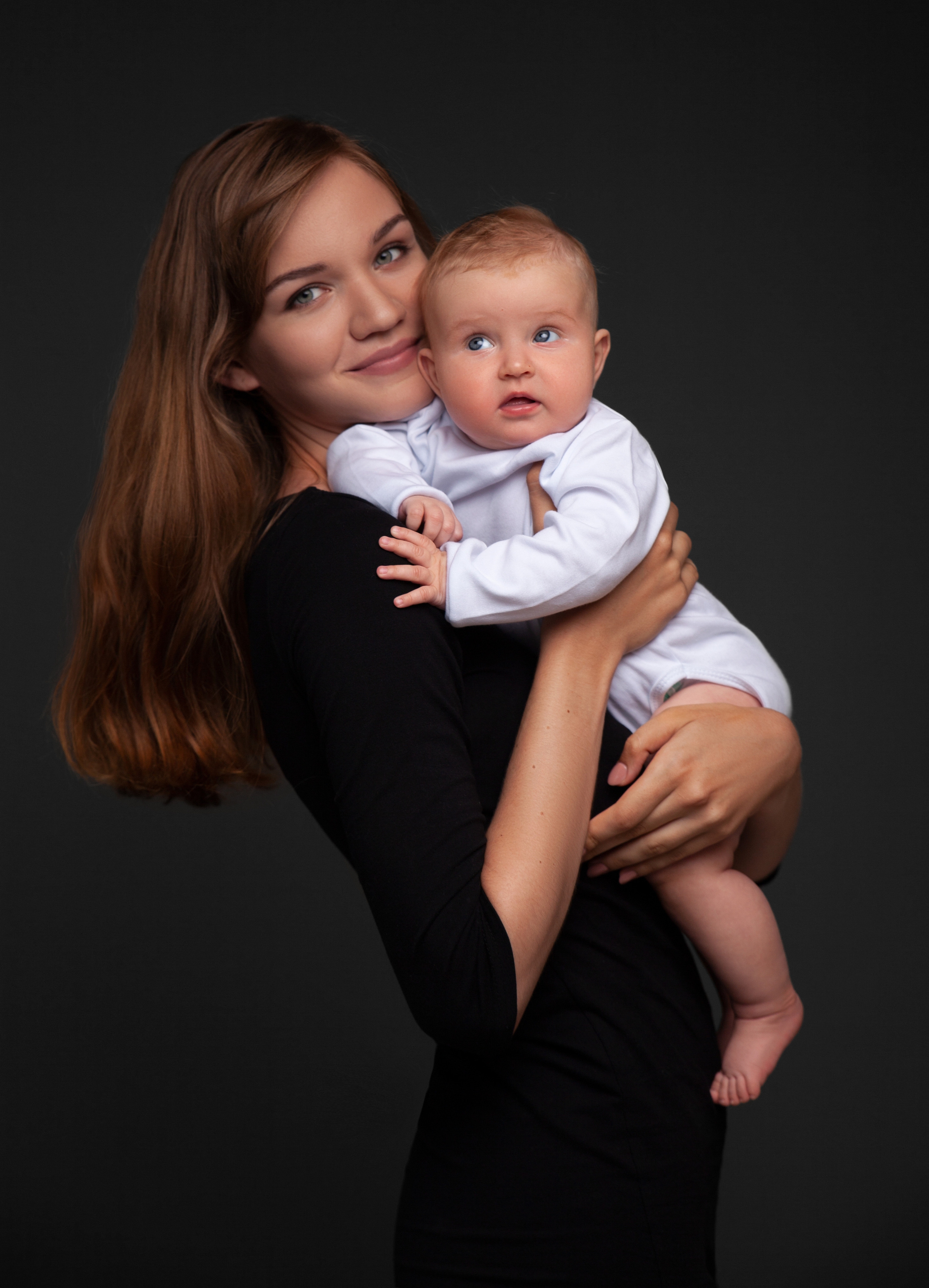 Виолетта и Мирослава. Елена Комова Фотограф Новосибирск