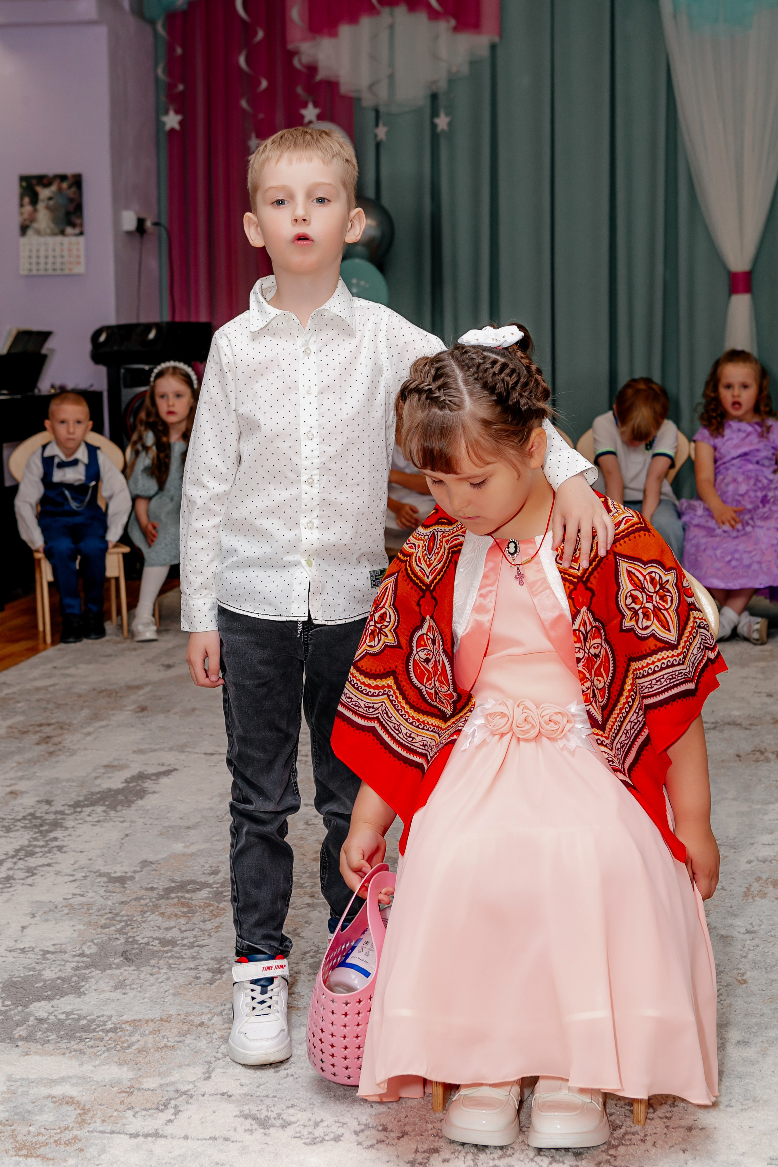 ВЫПУСКНОЙ ДЕТСКИЙ САД. Контент фотограф, съемка для маркетплейсов, фуд съемка и репортажи в Новосибирске Ралия Галеева