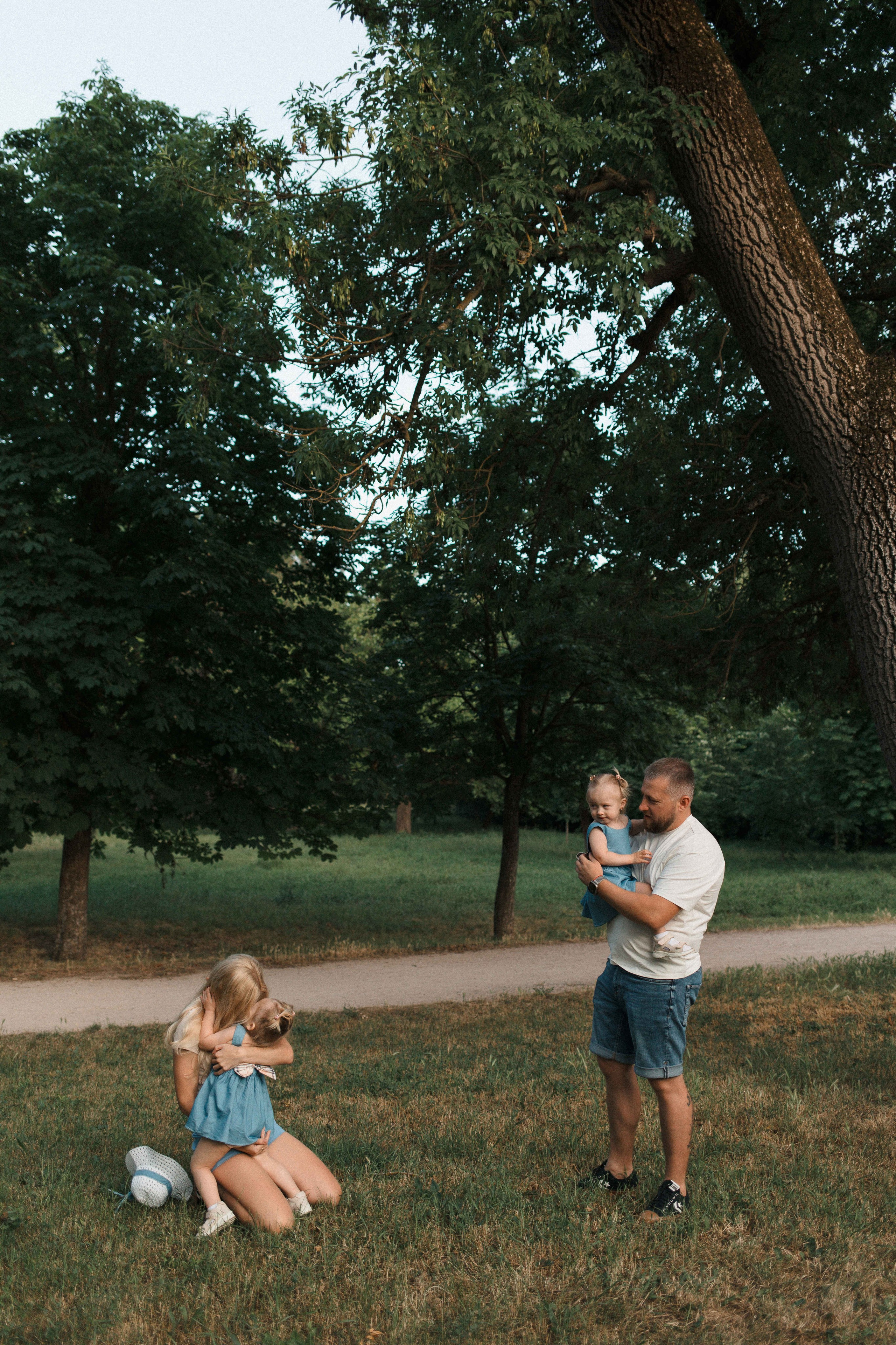 Парк, вечер). Свадебный фотограф Мироманов Николай в Крыму