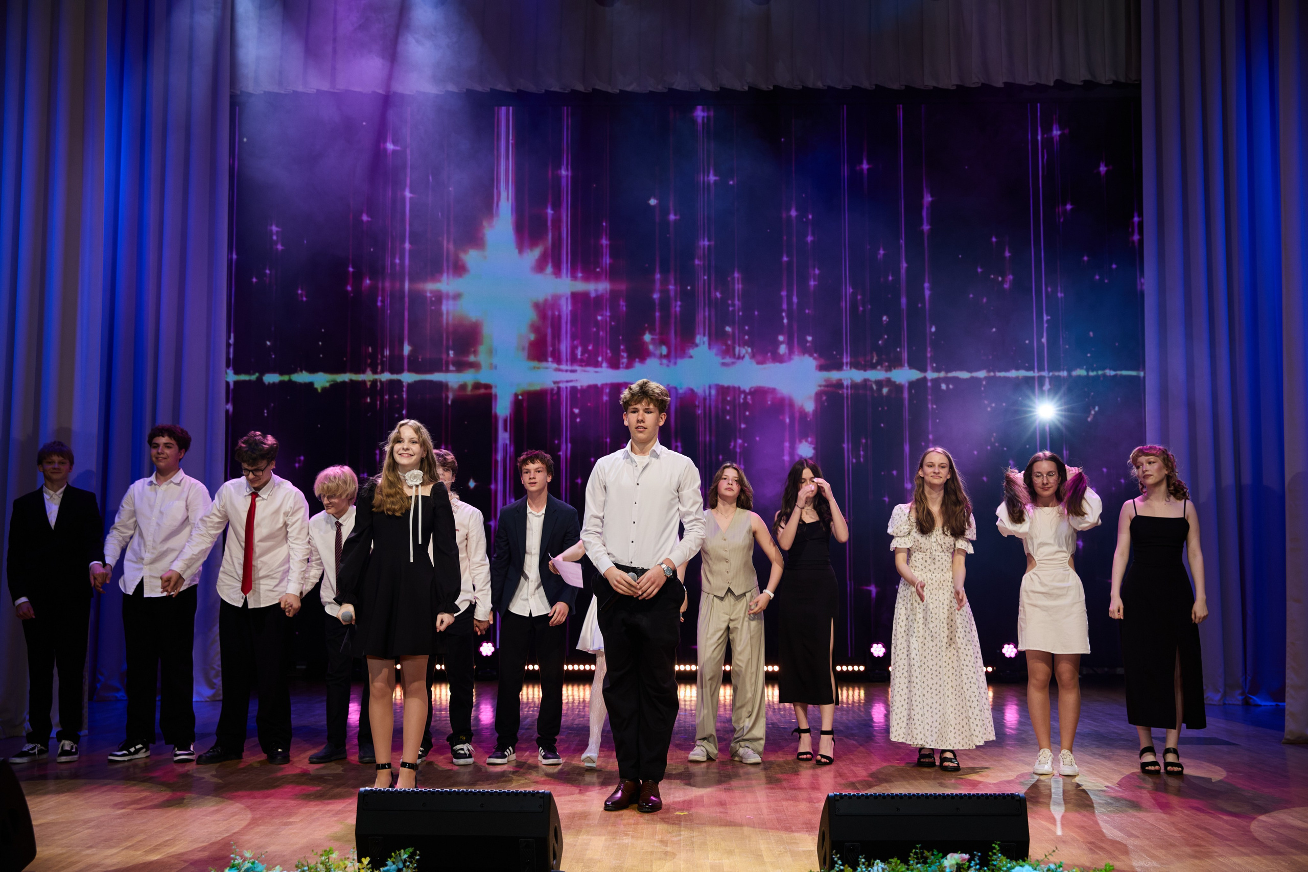 Выпускной 9 класс. Свадебная, репортажная фотосъемка и видеосъемка в Минске. Илья и Юлия Ширмановы. Фотограф | Видеограф | Минск