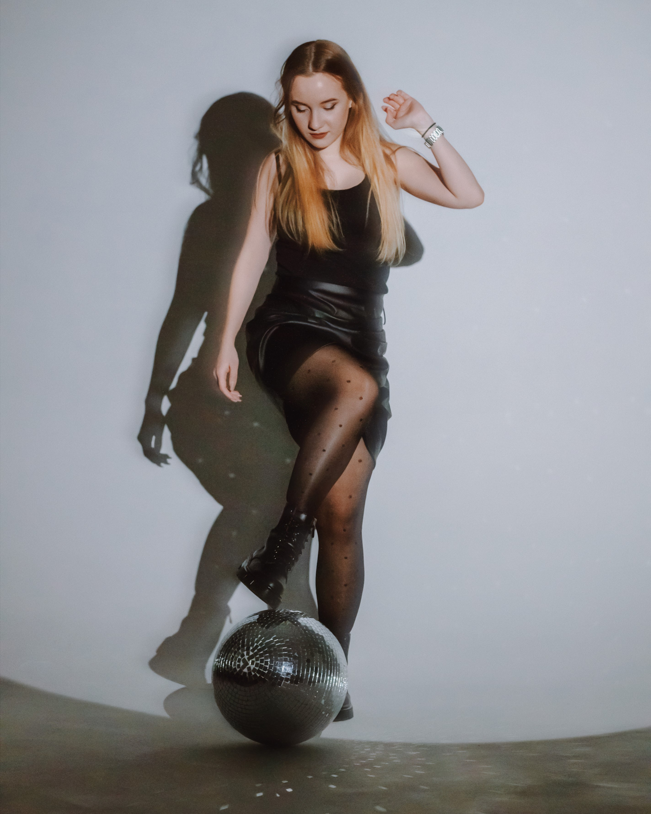 Саша и Аля. Телецентр. Аля Рашпиль. Фотограф Москва