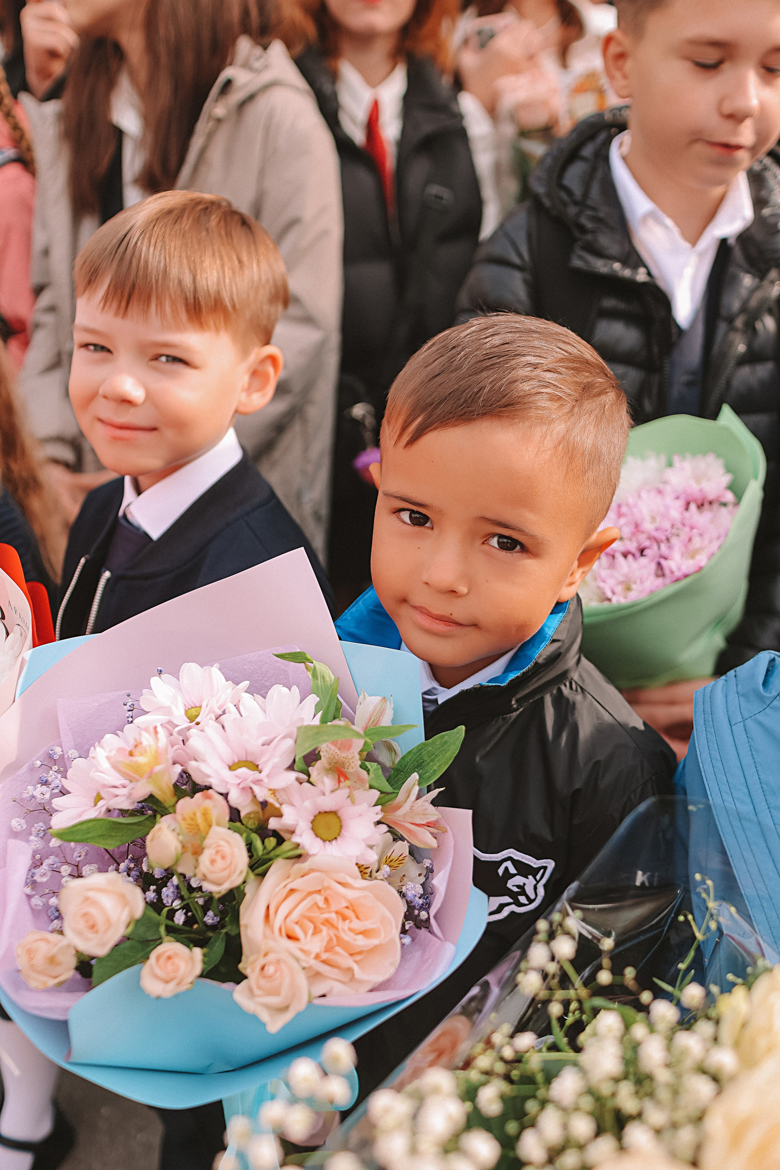 1 сентября линейка+кл час+портреты. Семейный фотограф Тюмень, фотограф на роды Салмина Мария