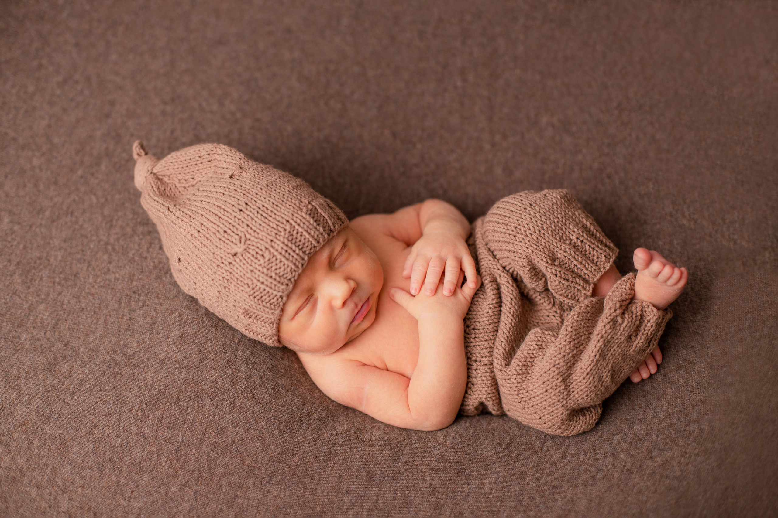 Малыш Максимильян (13 дней). Фотограф в Северском районе| г. Краснодар Алена Заливчая