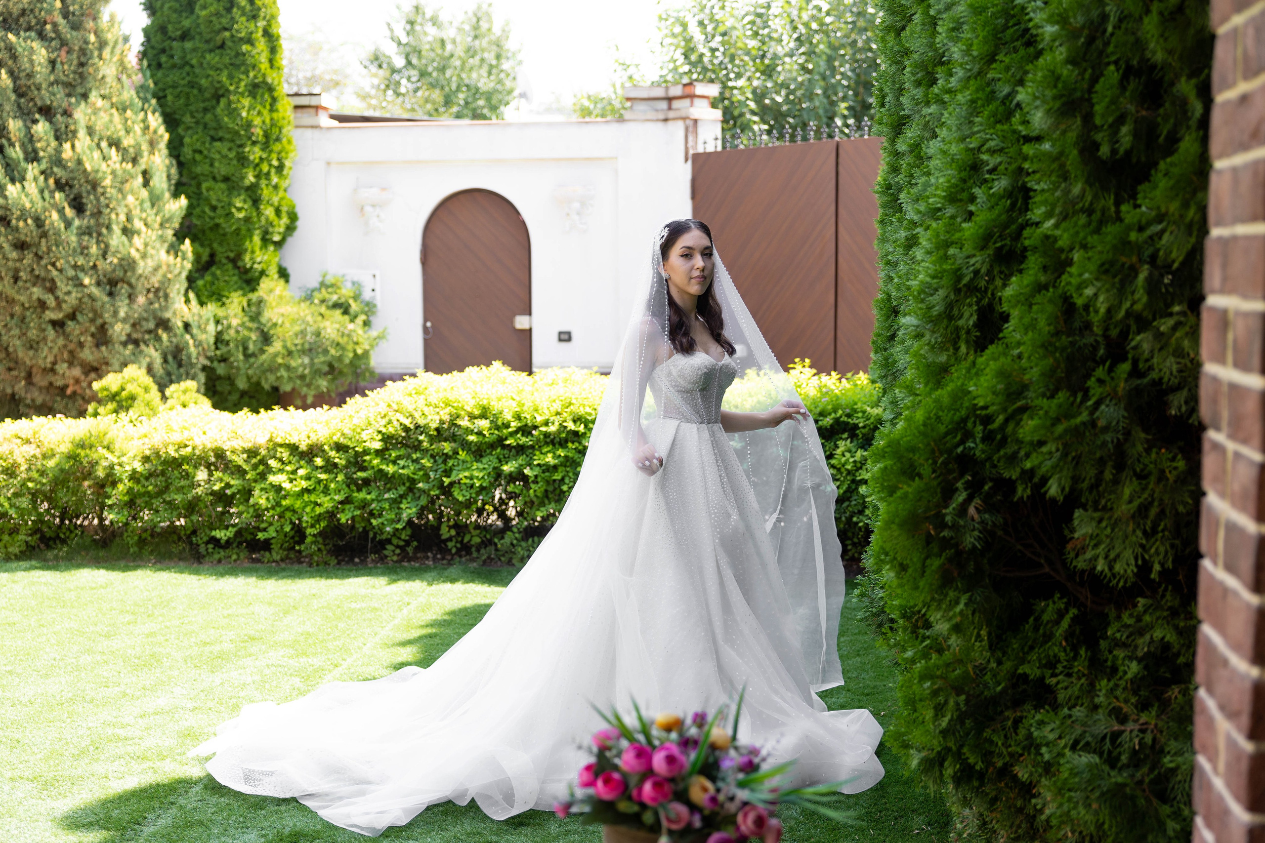 Милана и. Видеосьемка, фотосьемка свадеб, юбилеев, утренников в Краснодарском кр