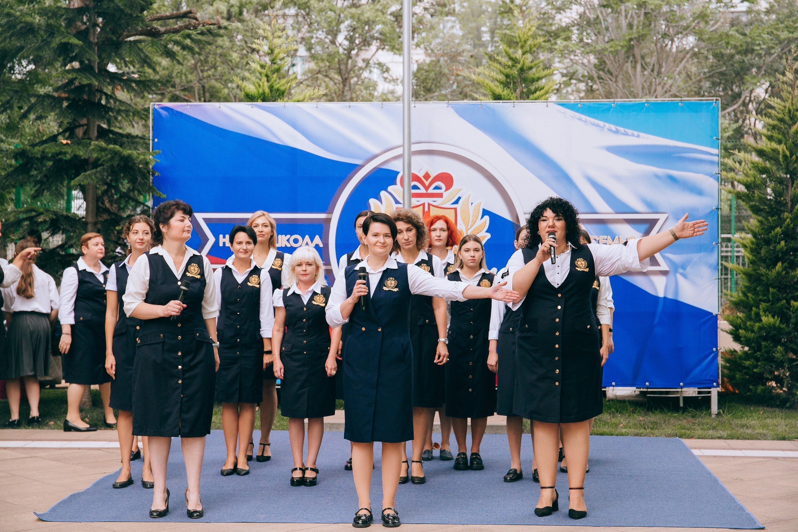 1 класс школа «Личность». Выпускные альбомы Натальи Бутко: Новороссийск, Анапа, Геленджик