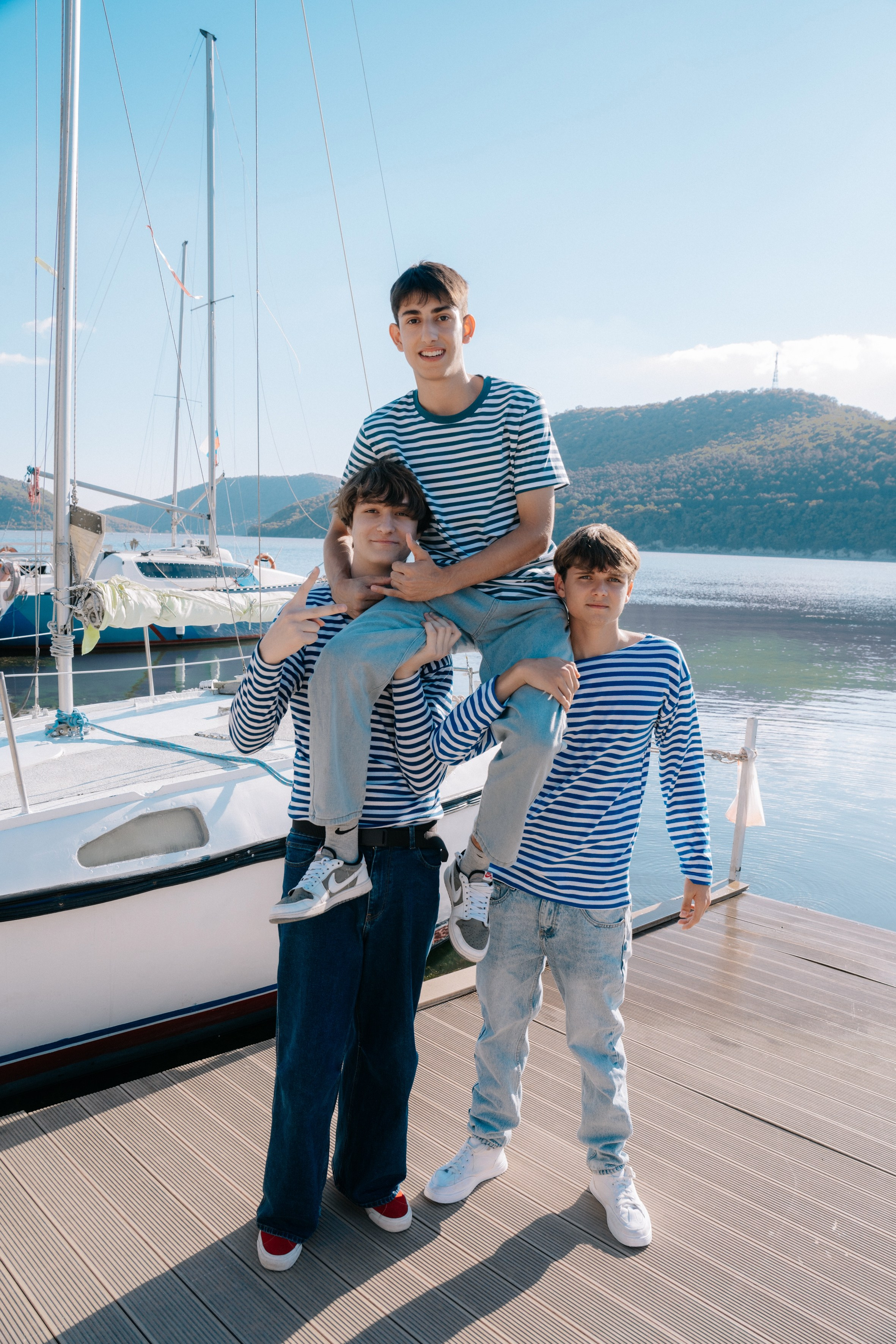 Абрау Селинг- старшая школа. Выпускные альбомы Натальи Бутко: Новороссийск, Анапа, Геленджик