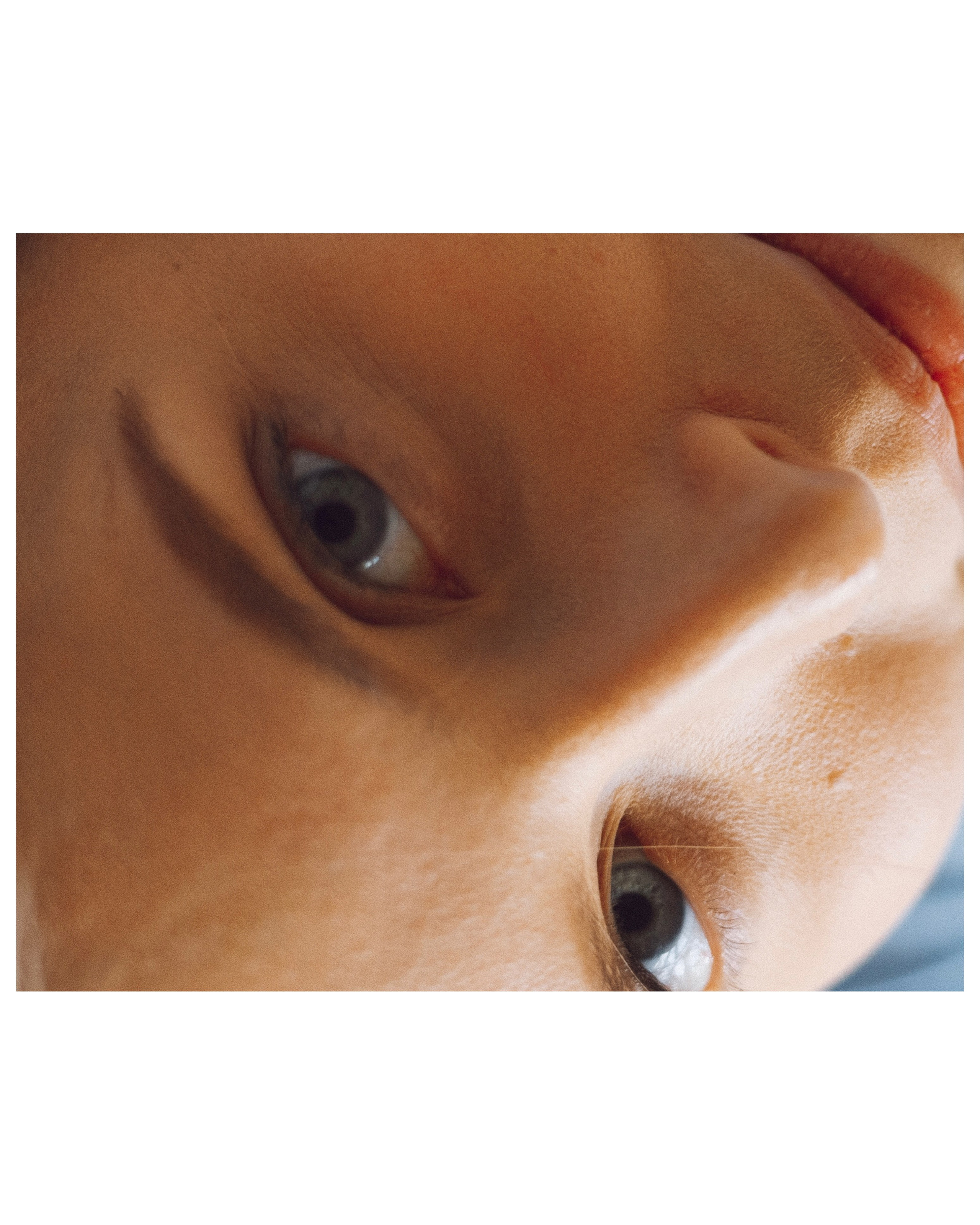 Ксения съёмка в студии. Женский и лавстори фотограф в Москве Елена Аксютко