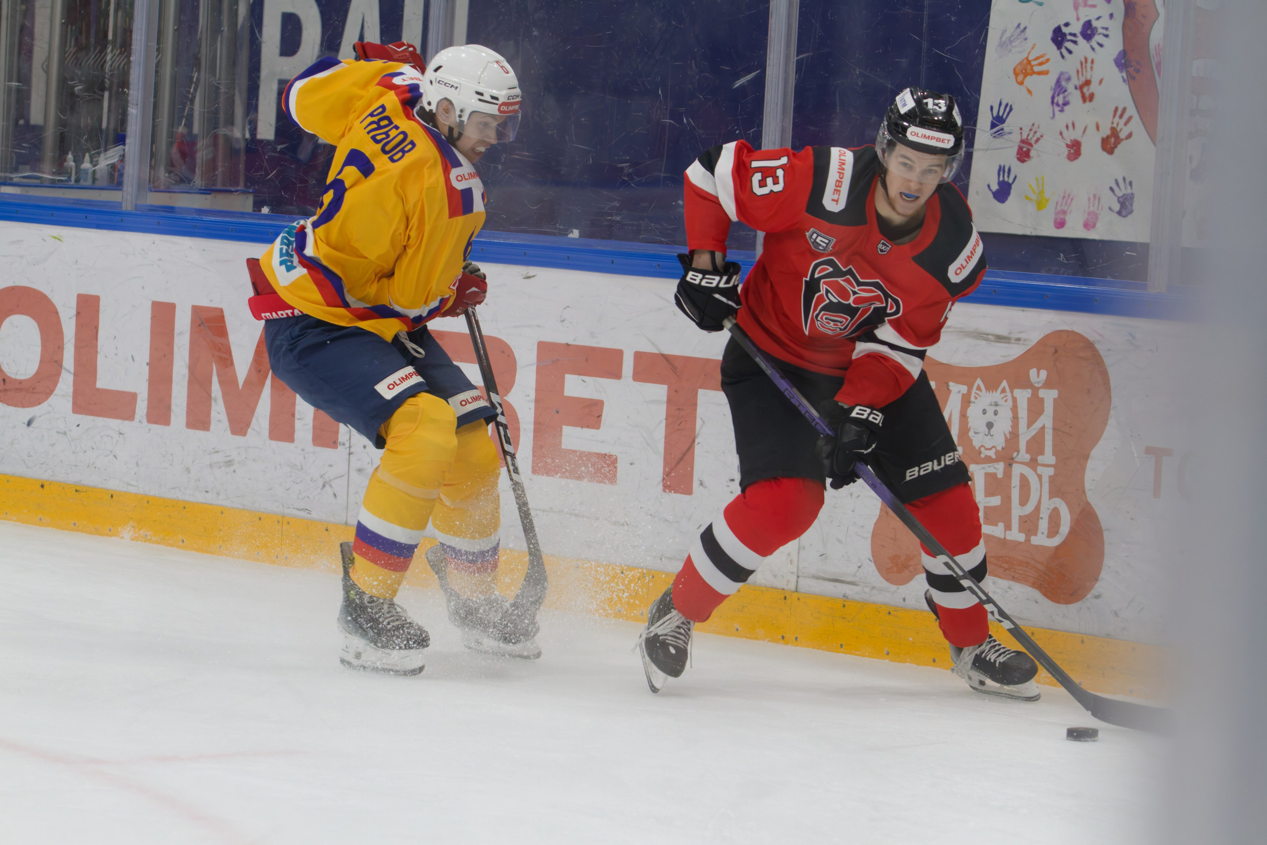 Хоккей. Молот-Химик 12.02.2025. Репортажный и спортивный фотограф в г. Пермь Зильберг Павел