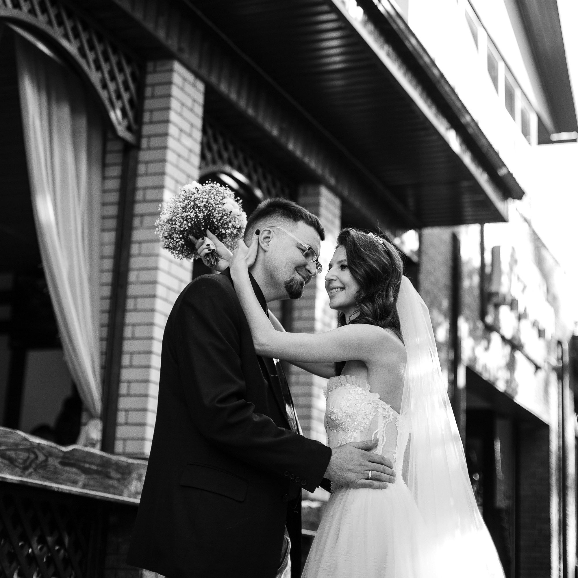 Свадебная прогулка. Свадебный и семейный фотограф в городе Воронеж. Ирина Боловина