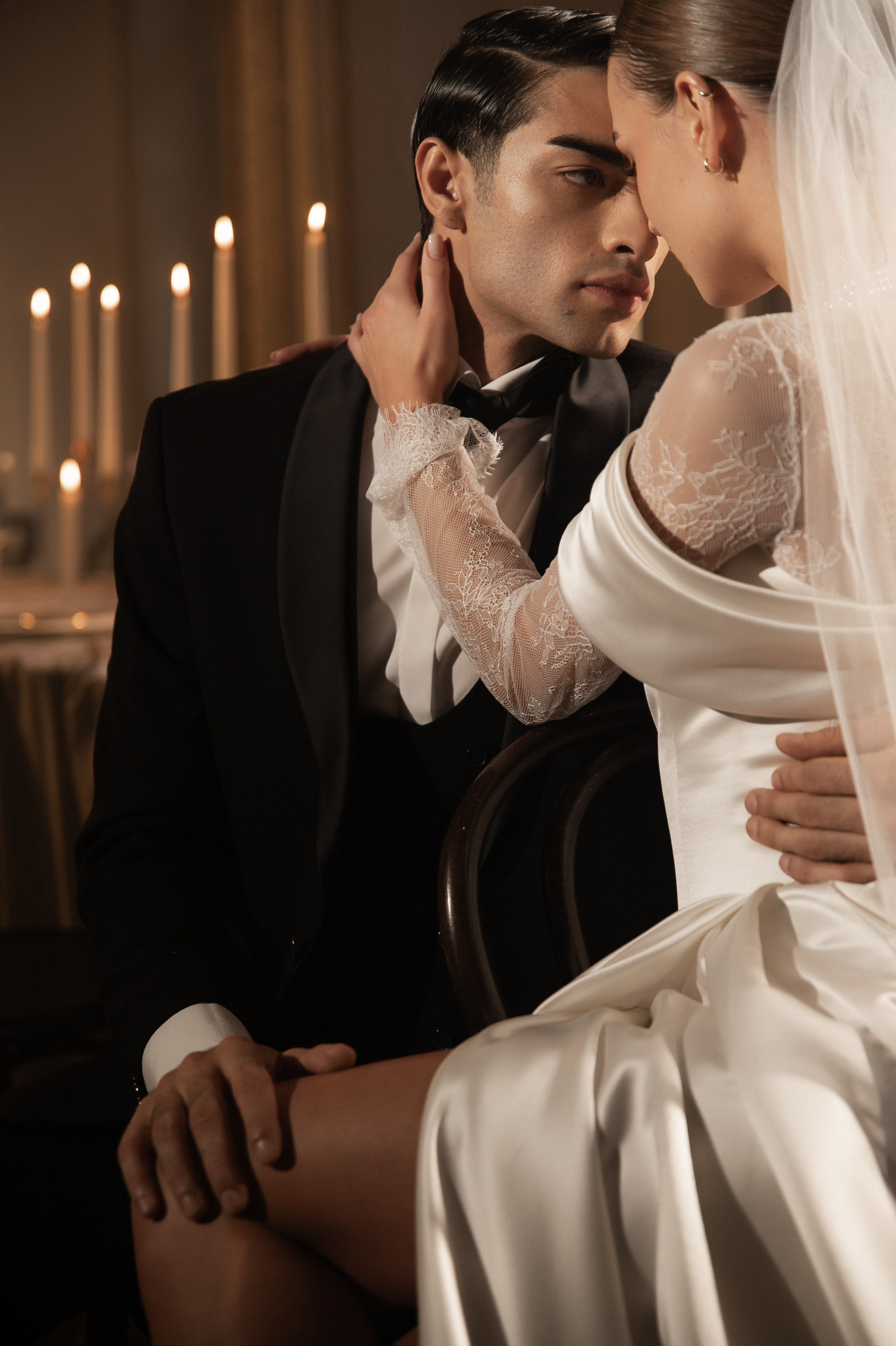 Камерный свадебный ужин при свечах в старинном особняке в фотостудии 21. Kult. Ярослава Ерина — свадебный фотограф в Москве