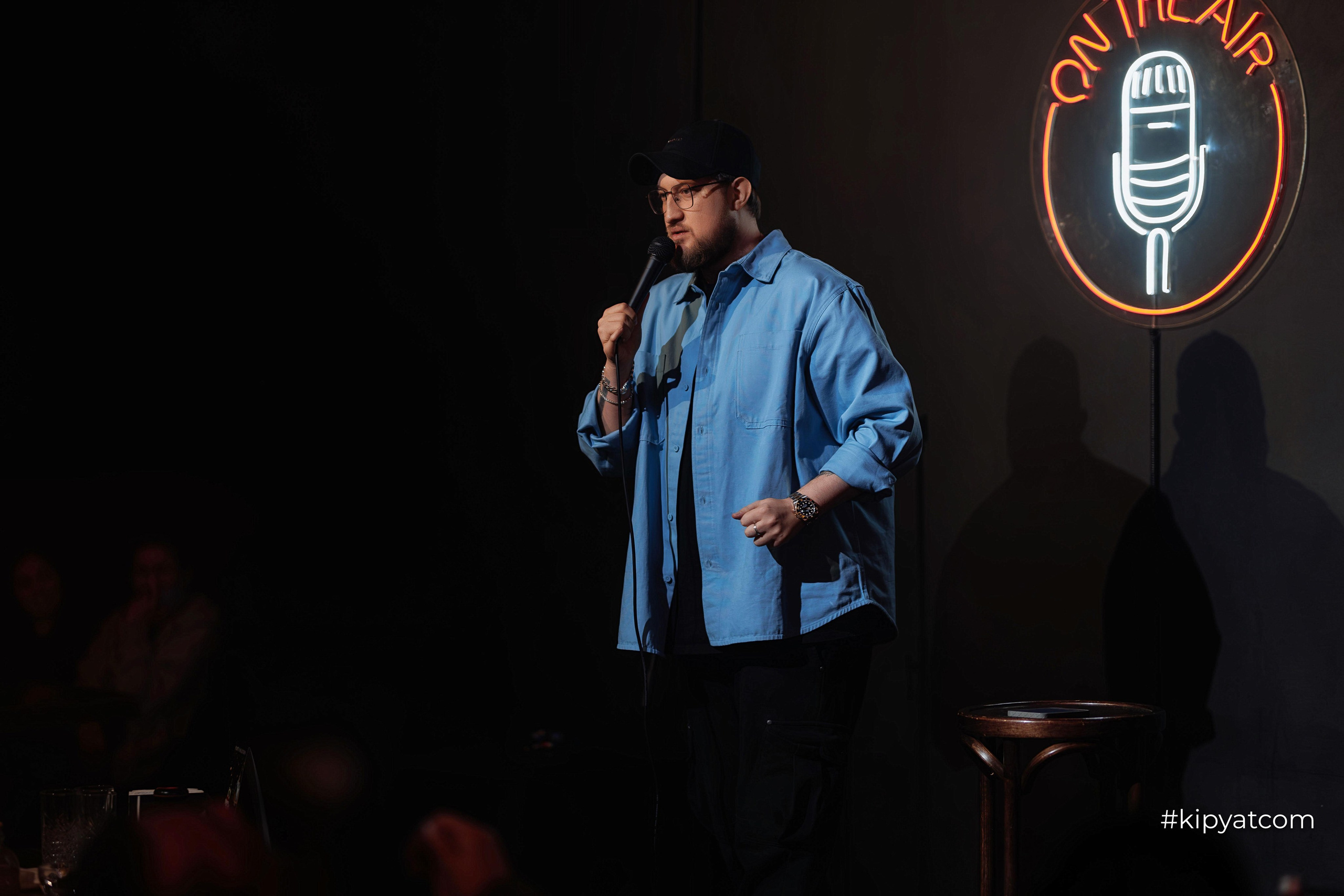 Сольный стендап концерт Александра Меркуль