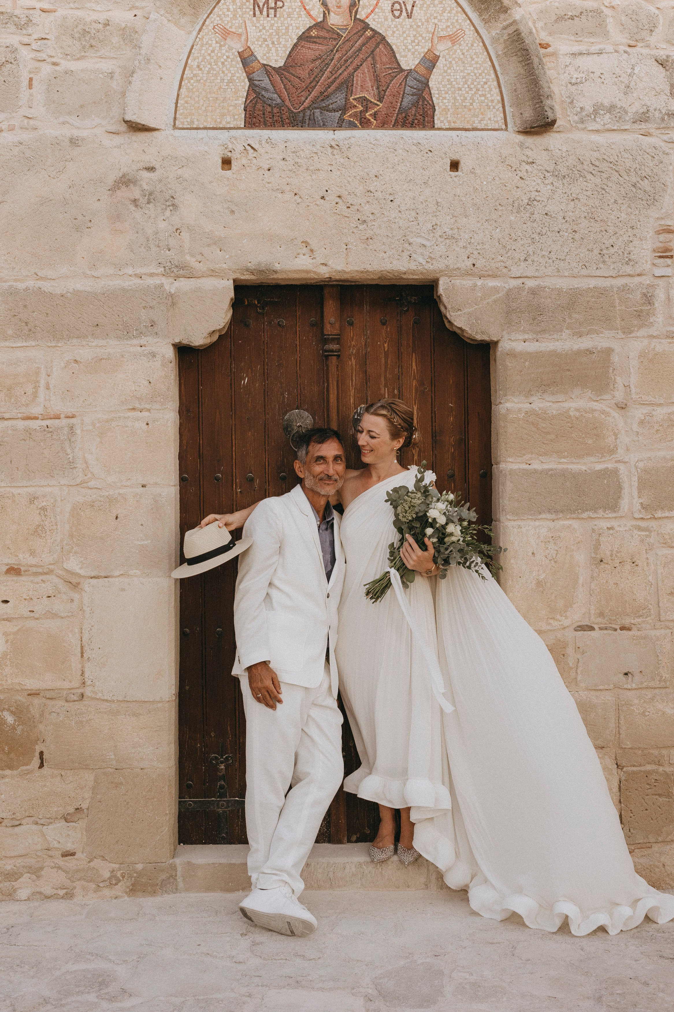 Dancing, laughter and traditions — a Greek-Russian Wedding. Katerina Nord | Wedding and Couple Photographer in Germany and Europe