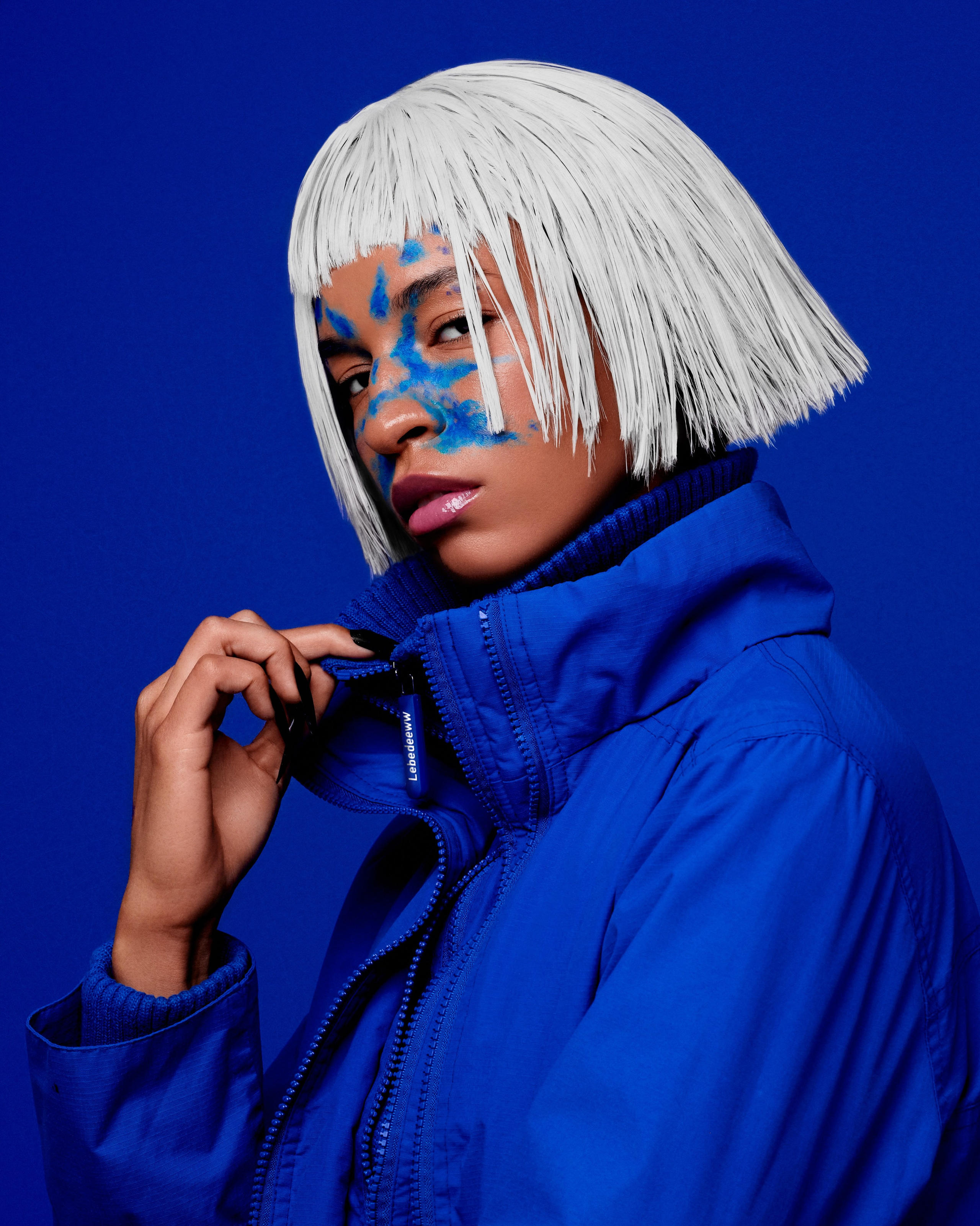 IV KLEIN. Святослав Лебедев | Рекламный фотограф — Коммерческая съемка, Арт-дирекшн, AI-интеграция