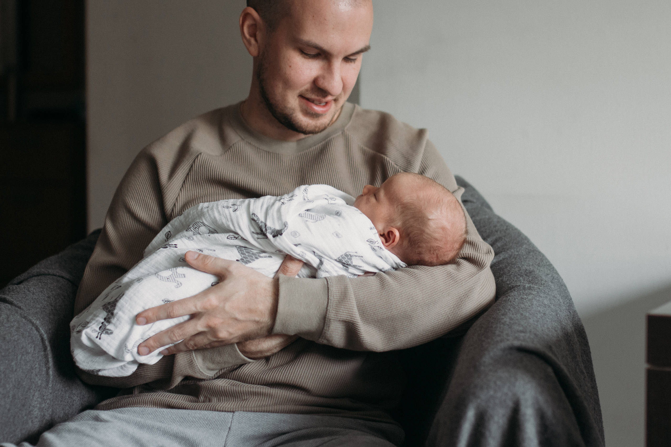 Домашняя фотосессия с новорожденным. Семейный фотограф Екатеринбург Черепанова Олеся