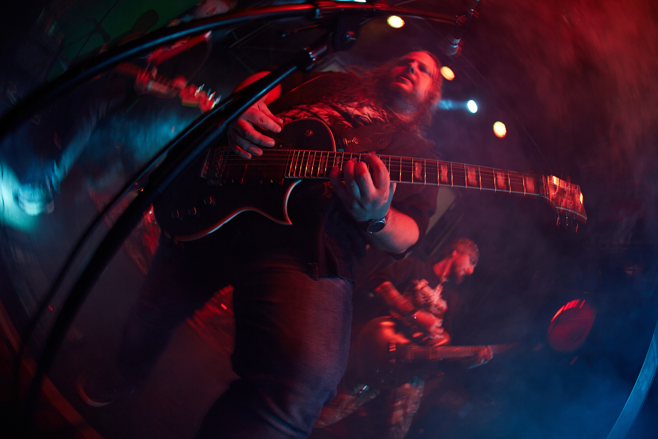 2023-11-03. Abysslooker