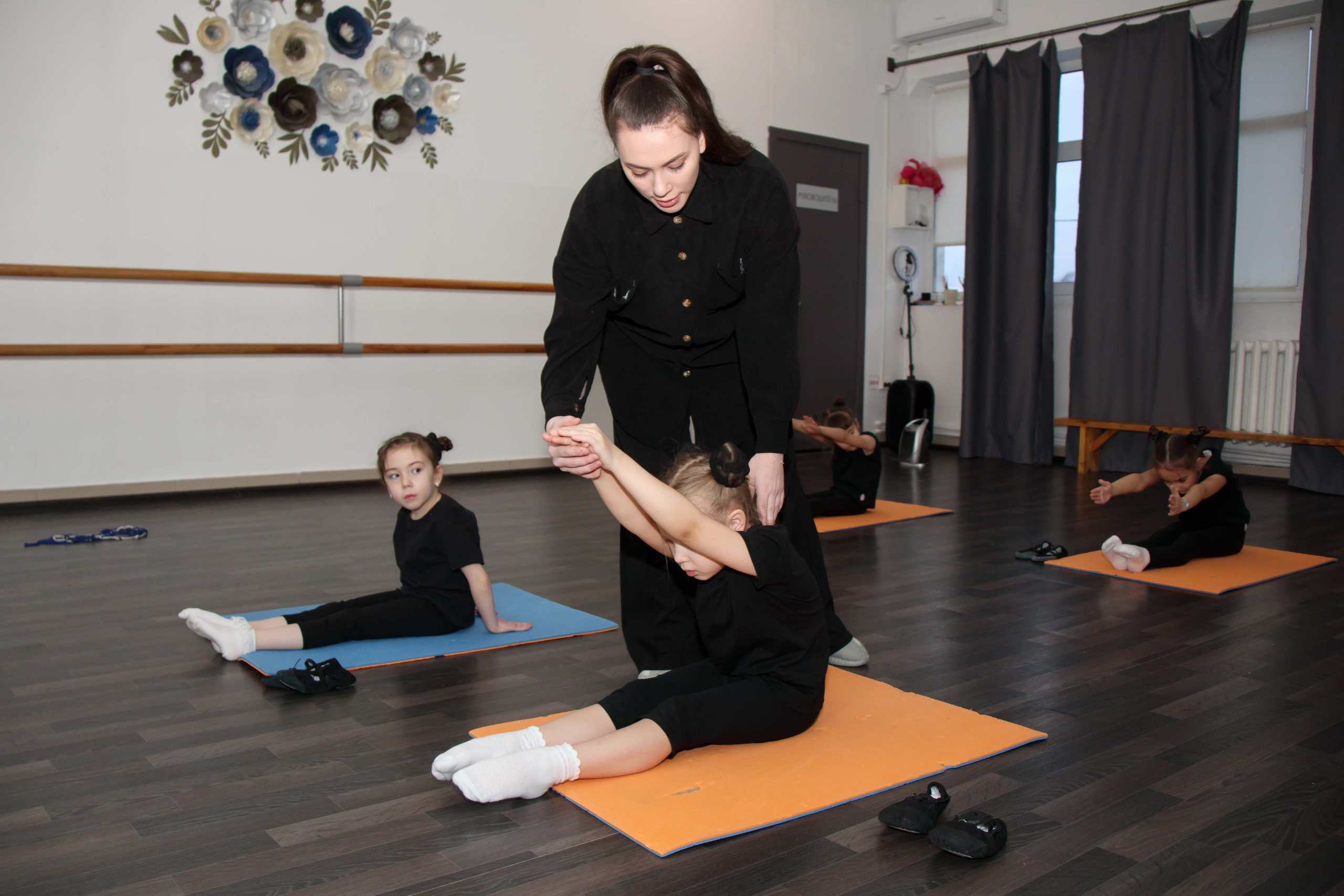 Тренировка в танц. школе. Репортажный Фотограф