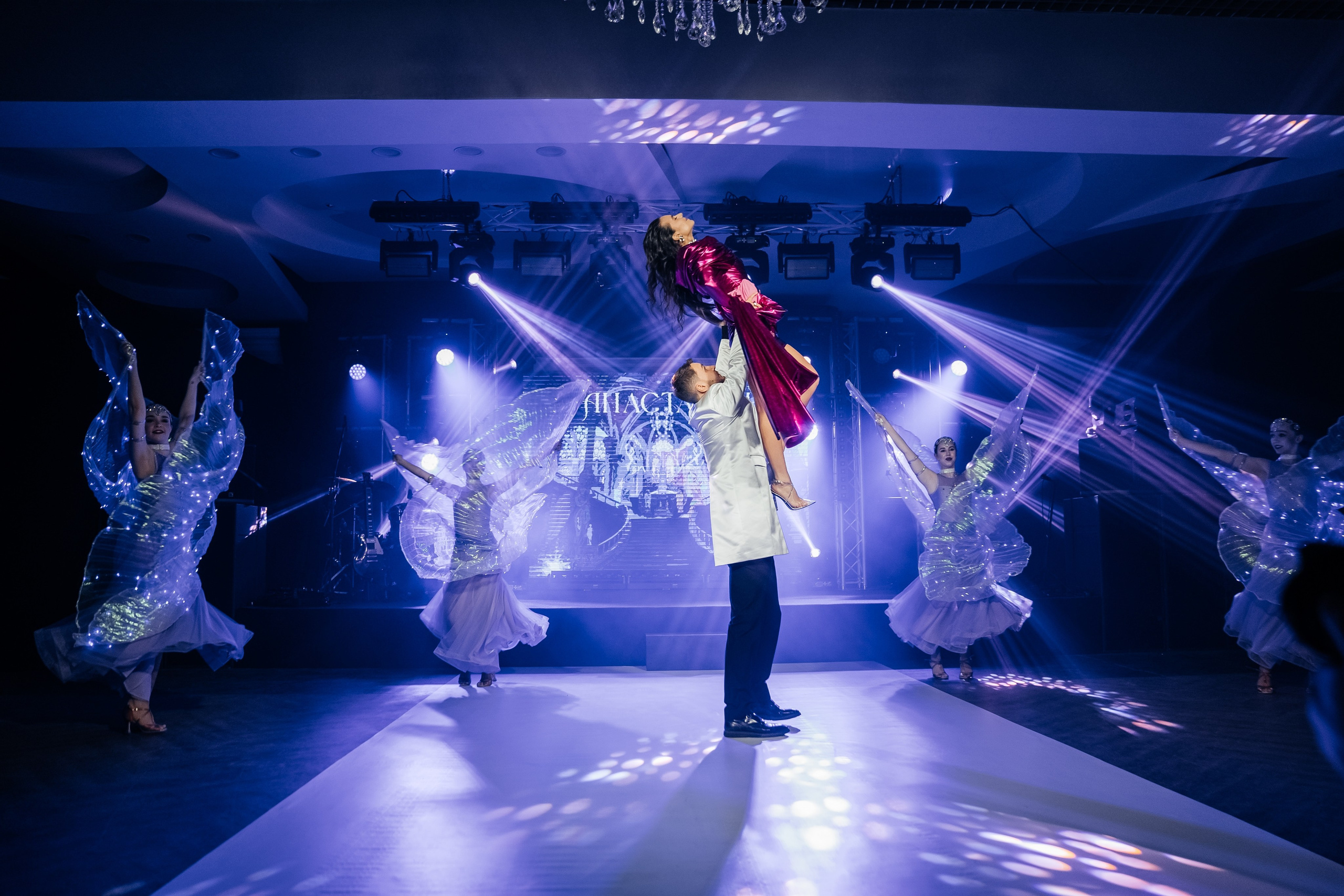 АНАСТАСИЯ ИЛЛЮЗИЯ РЕАЛЬНОСТИ BIG TEAM. Свадебный и семейный фотограф В Барнауле Нечаева Таня