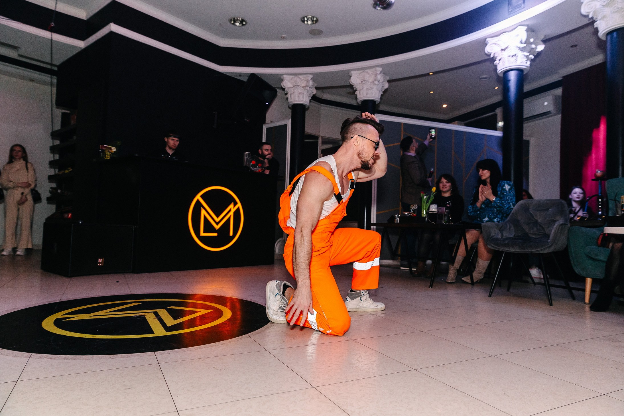 8 марта в лаунж-баре Major 2024. Свадебный, семейный и детский фотограф в Калининграде Елена Кравцова