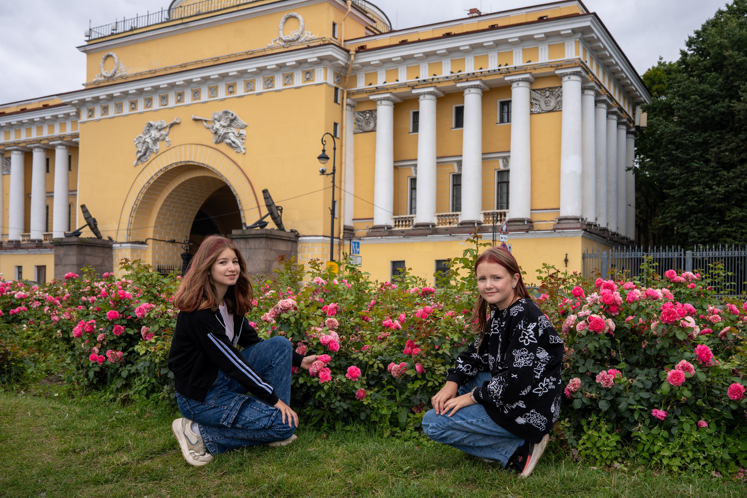 Фотосессия с достопримечательностями города. Студийный и портретный фотограф в САНКТ-ПЕТЕРБУРГЕИрина Махаон