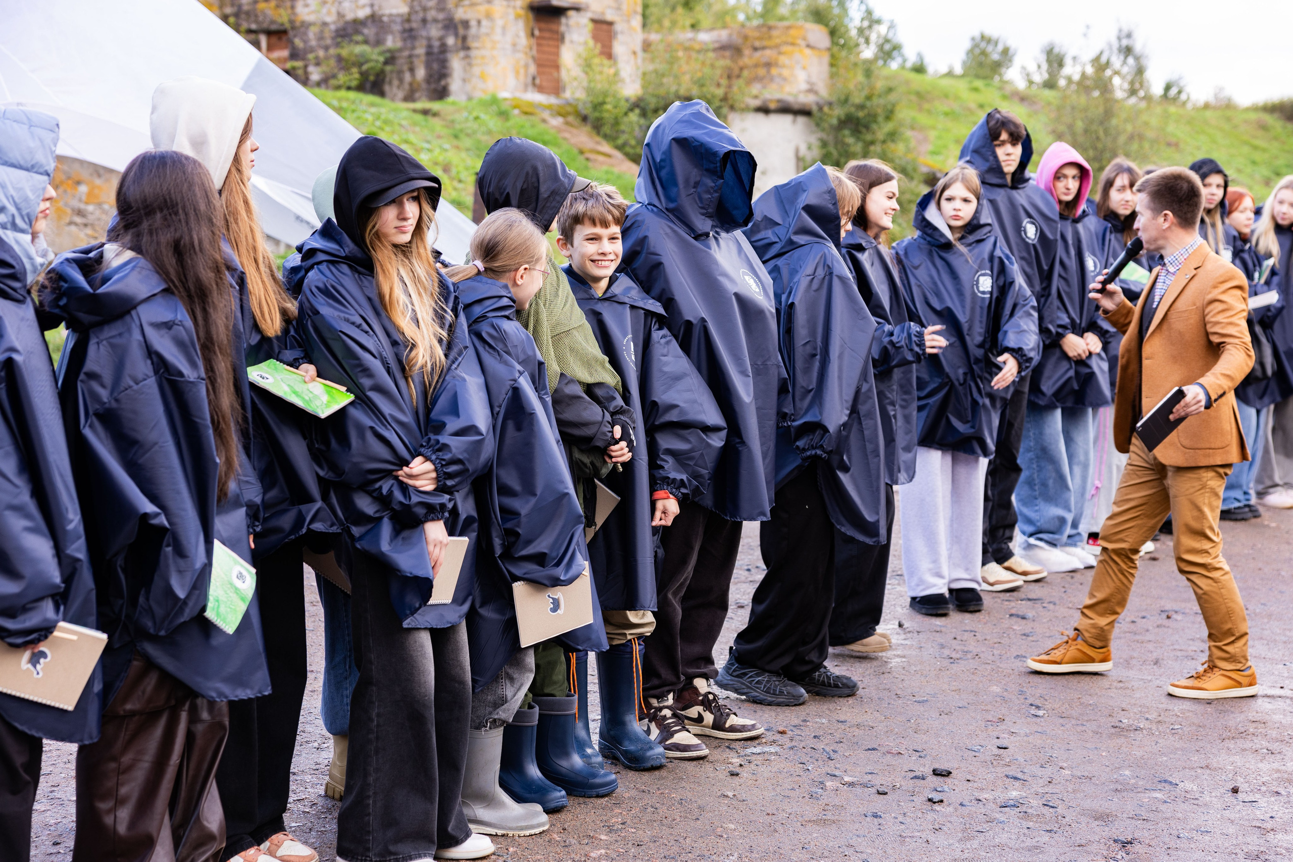 Зеленый пластик. Западный Котлин. Фотограф/видеограф в Санкт-Петербурге Динара Гольдина