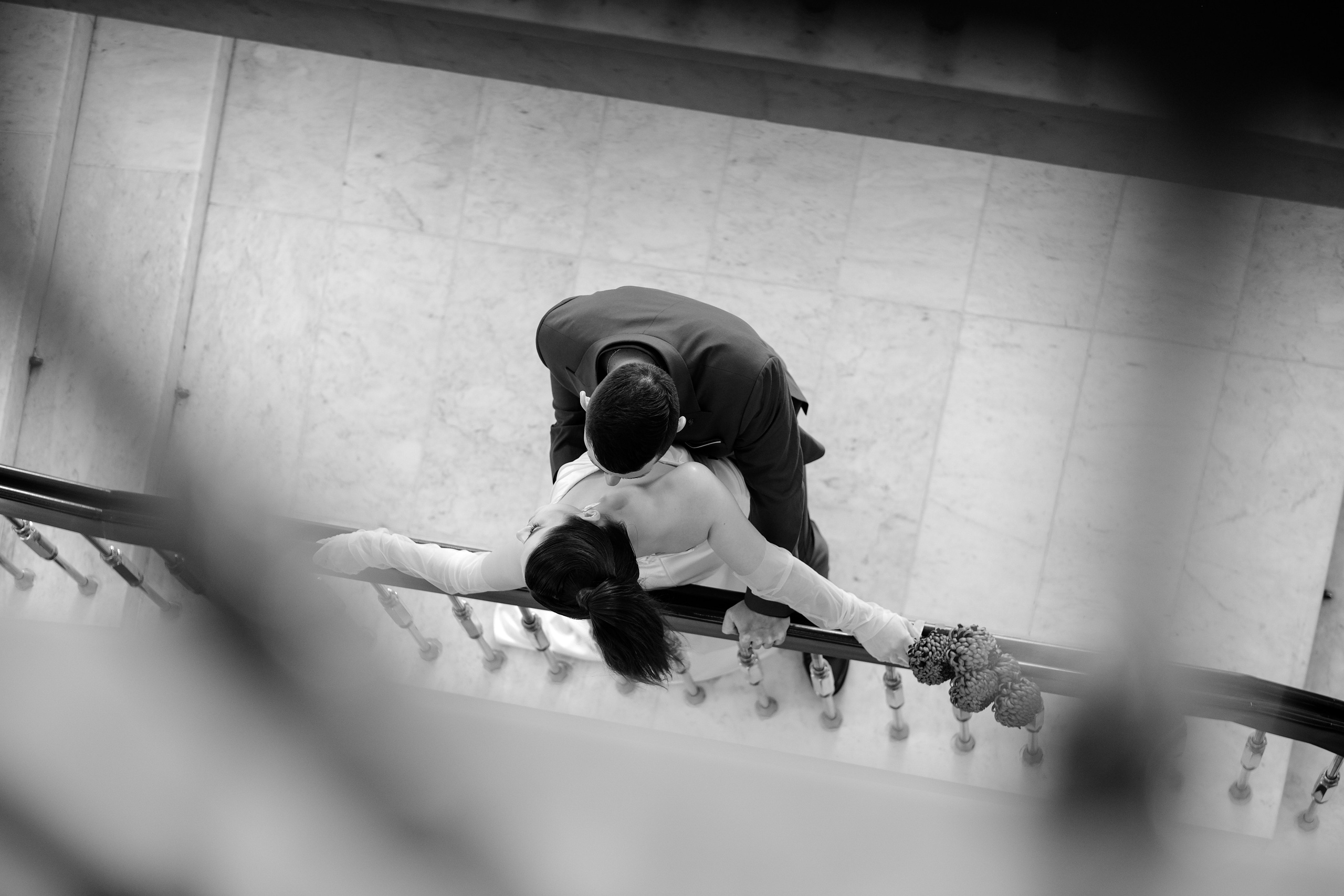 Свадебная фотосессия в театре драмы имени Наума Орлова. Свадебный фотограф в Челябинске Сырчикова Наталья