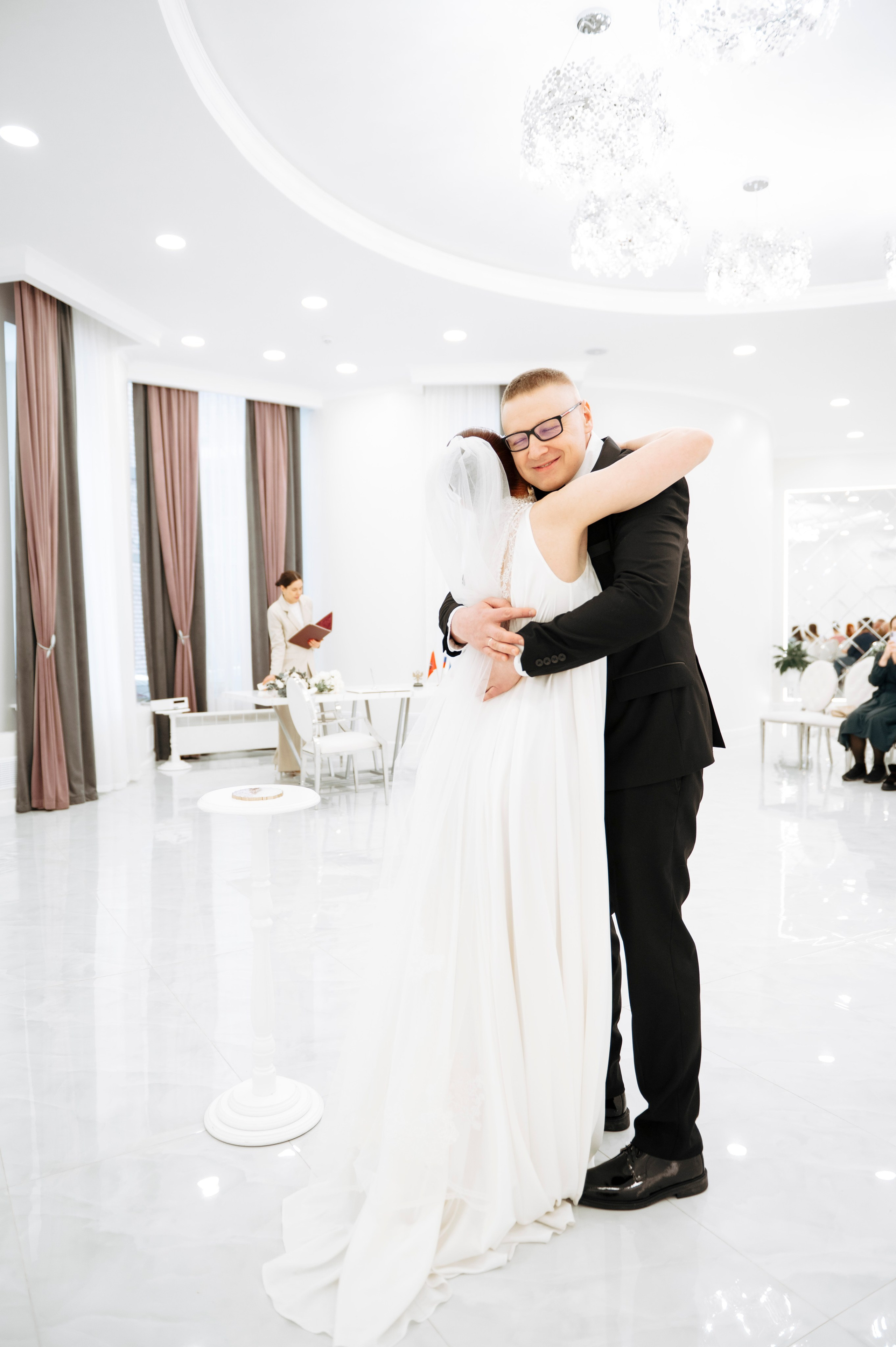 Свадебная фотосессия в ЗАГСе. Анна Боровикова, фотограф Пушкино