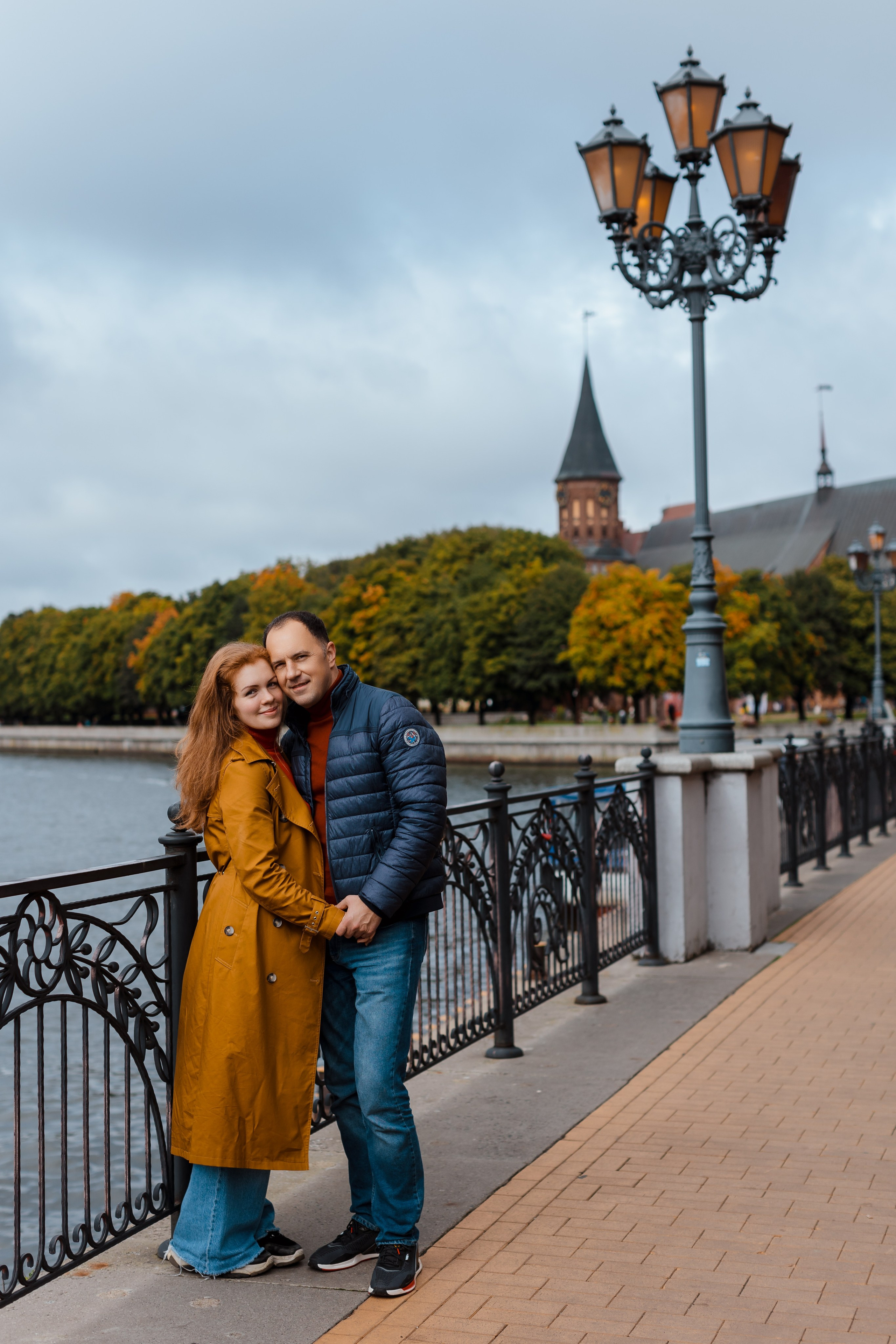Семейная Рыбная деревня, остров Канта осень. Фотограф в Калининграде свадебная фотография, репортажная, фотосессии
