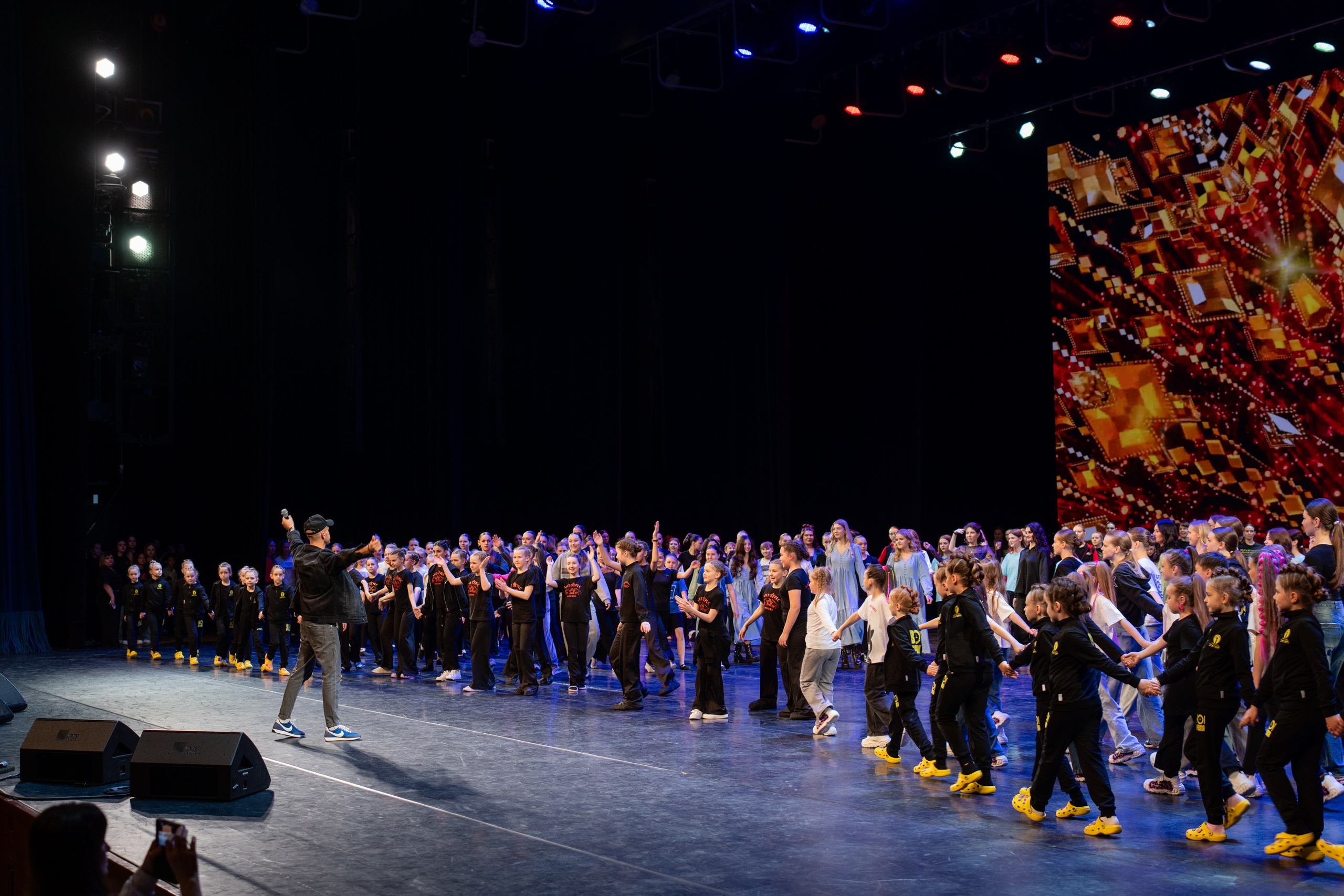 18 мая, г. Москва, Кремль, Закулисье. Золотое яблочко