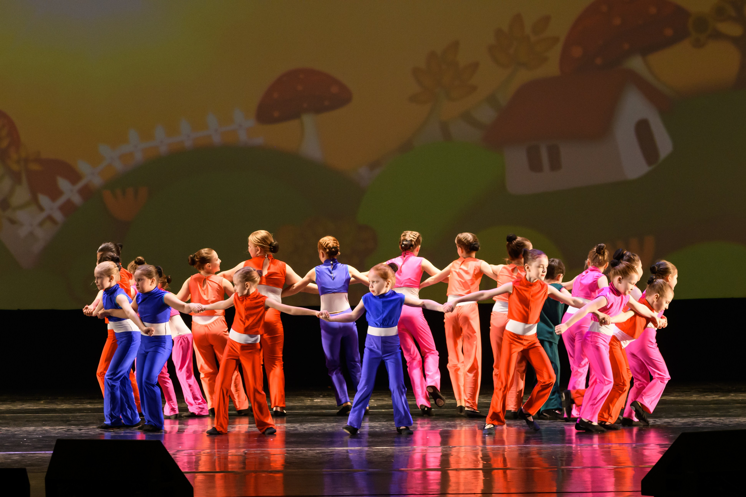 23 апреля, часть 2, БКЗ Октябрьский, г. Санкт-Петербург. Золотое яблочко