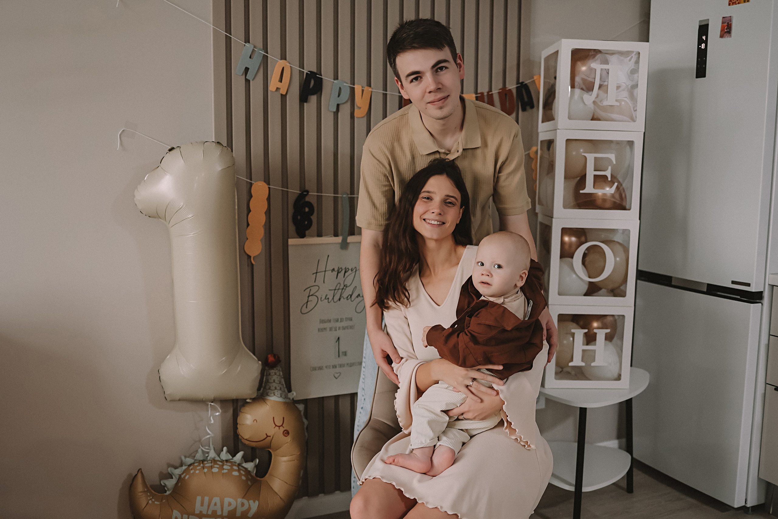 1 год Леону. Семейный фотограф Тюмень, фотограф на роды Салмина Мария