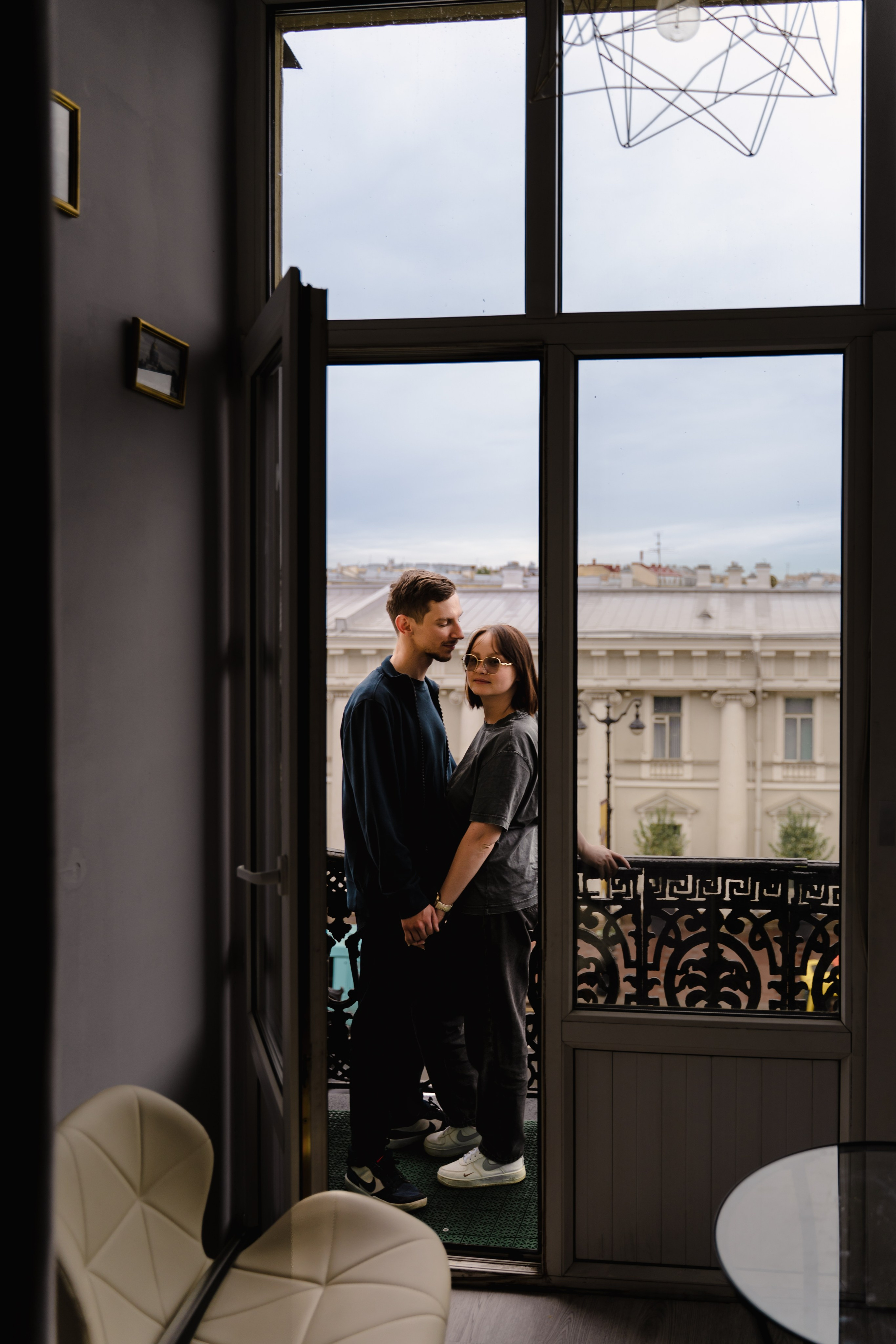 Таня и её семья 🤍 Она улыбнулась, и мне показалось, что весь мир стал светлее. — Эрих Мария Ремарк. Лайфстайл фотограф в Санкт-Петербурге — Наташа Шмидт