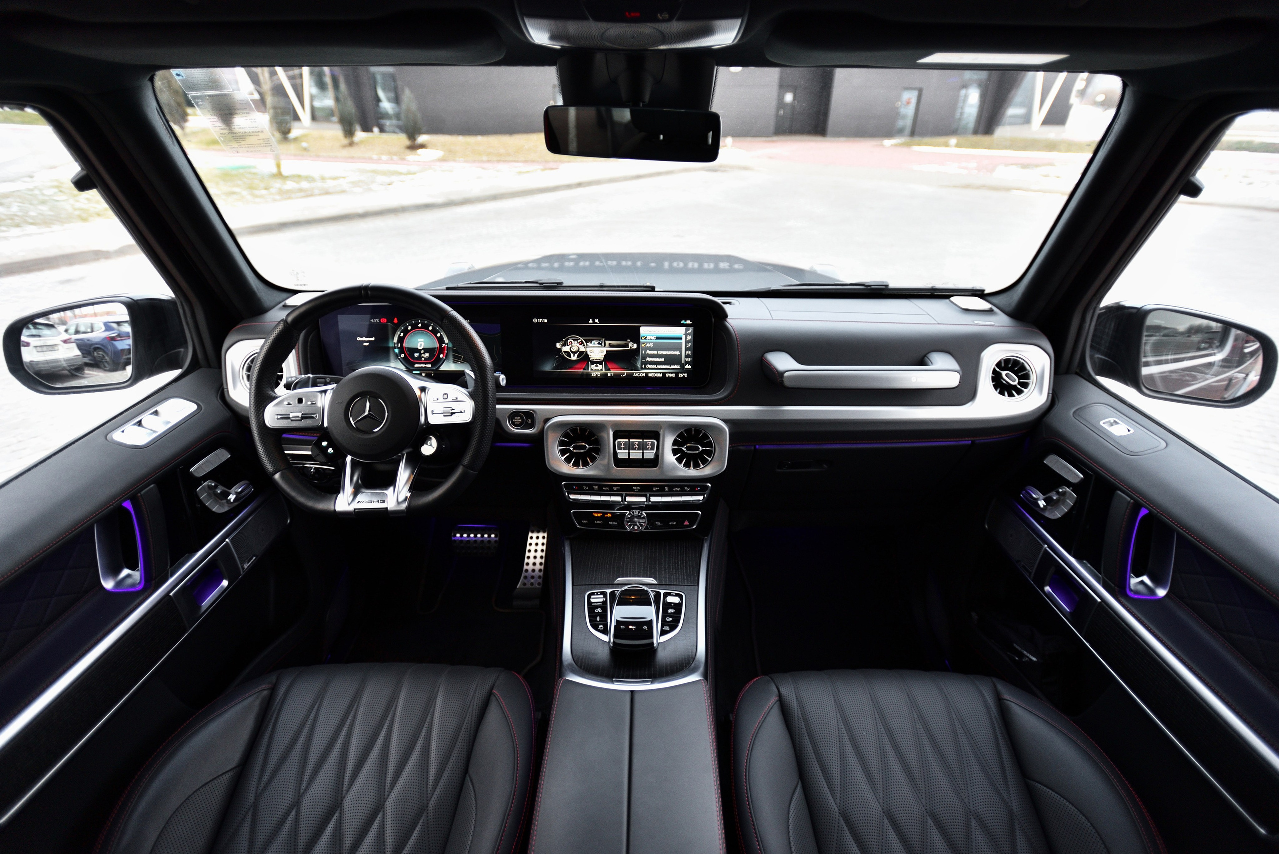 Mercedes G63. Автомобильный и интерьерный фотограф в Минске Александр Тагаев