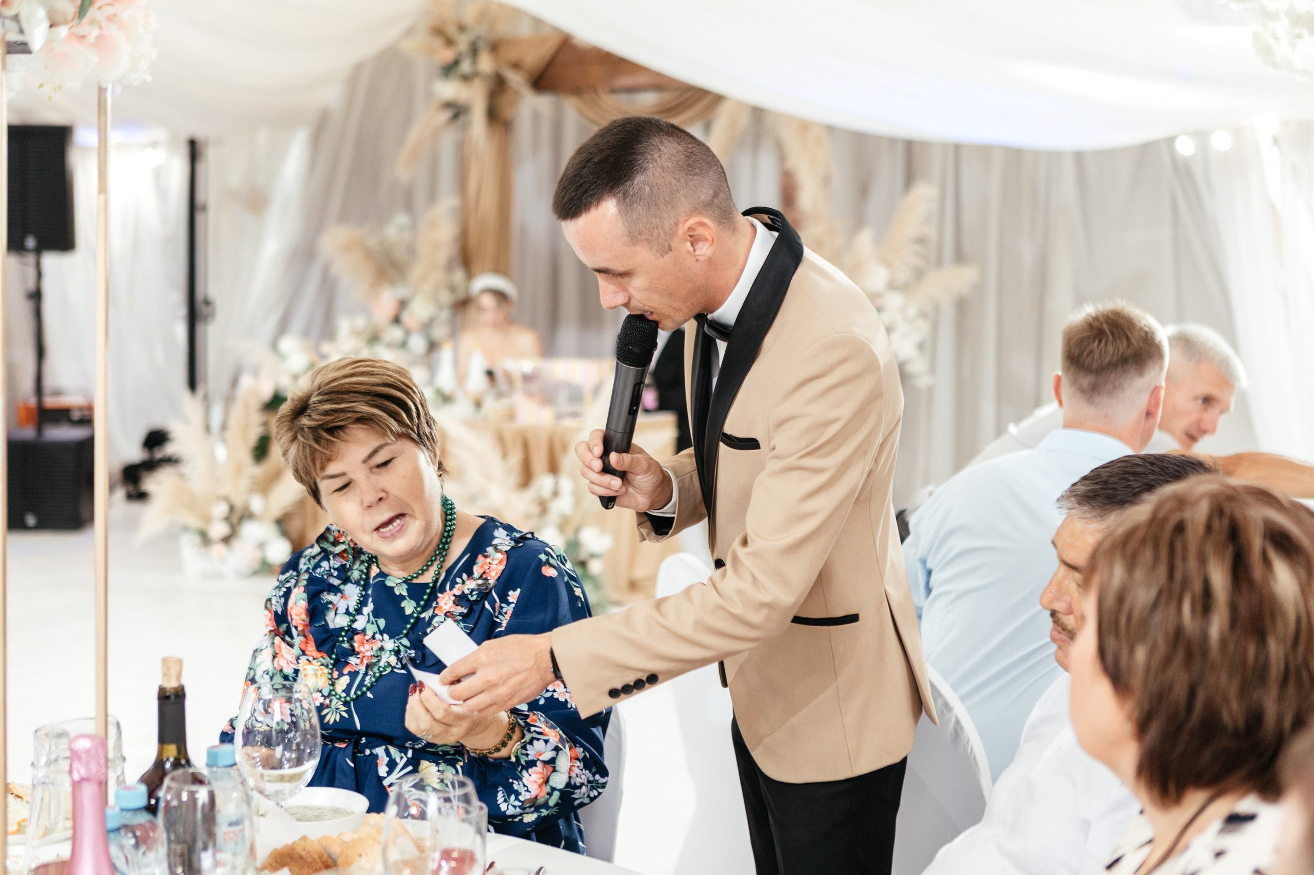 Свадебный фотограф Уфа — Руслан ГабдлисламовЖивые эмоции, красивые кадры, воспоминания на всю жизнь.Работаю по всей Республике Башкортоста. Свадебный фотограф Уфа Руслан Габдлисламов