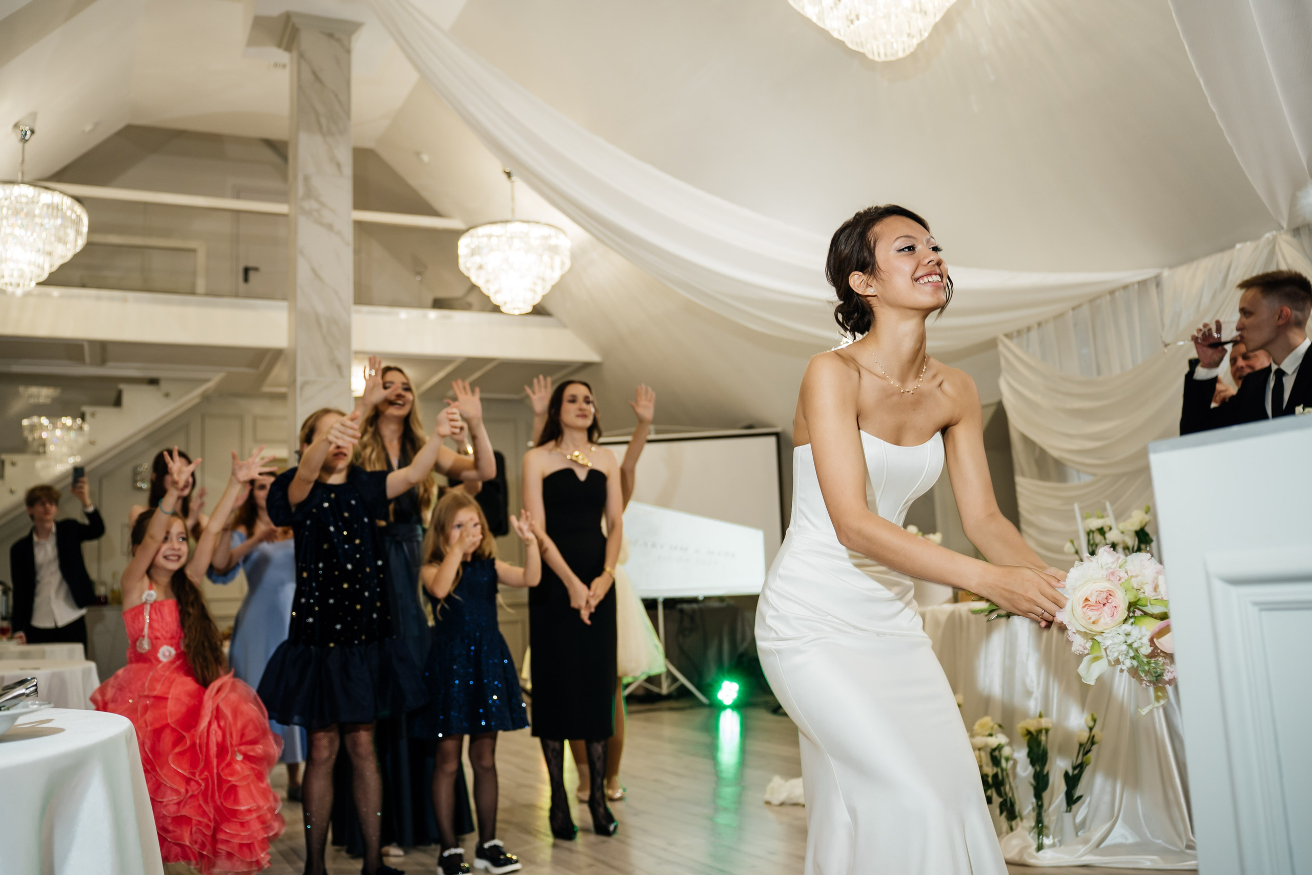 Максим и Майя. Видеограф и Фотограф в Челябинске Ксения и Владимир Рюмины